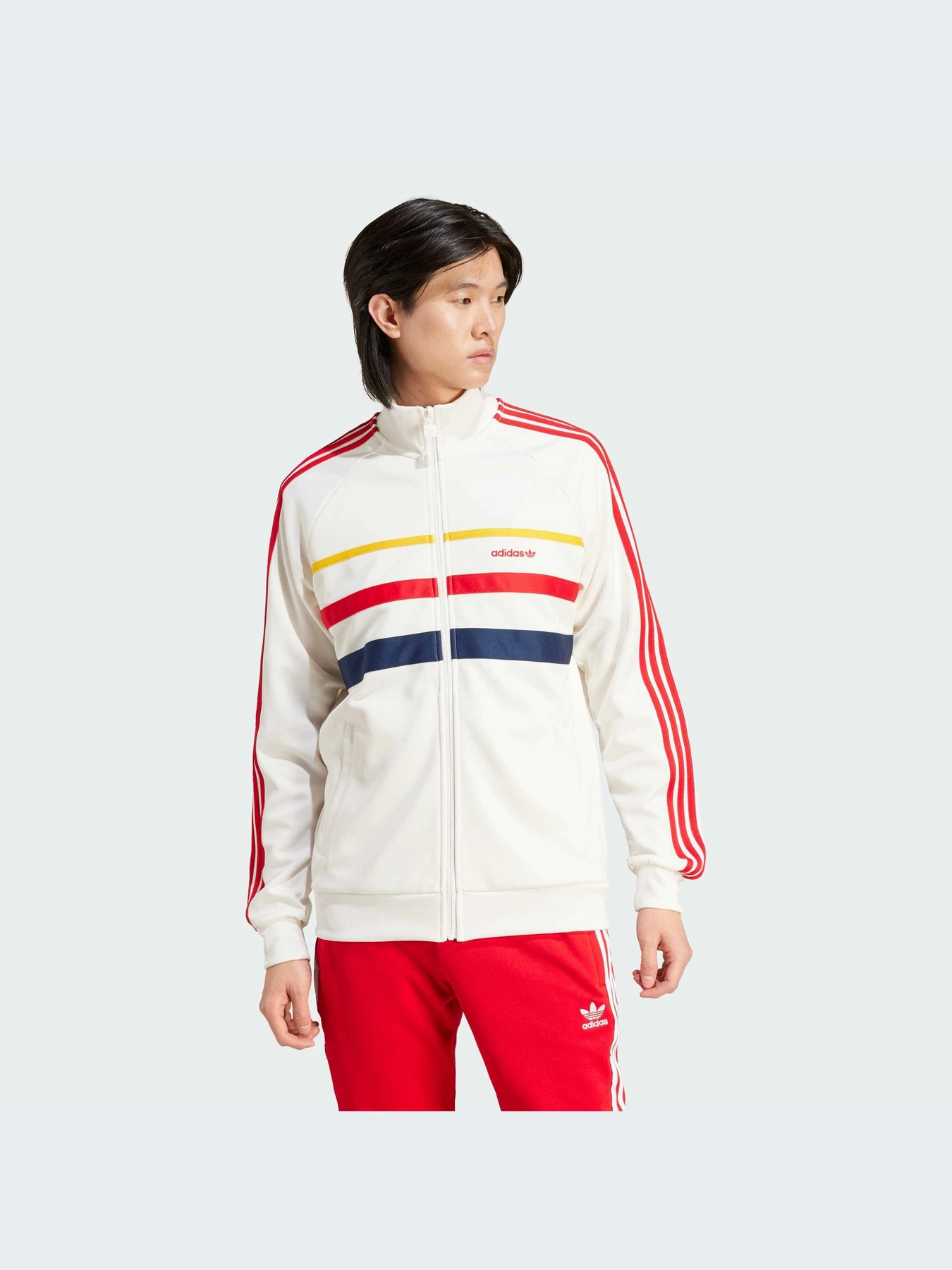 Худи и свитшоты Adidas модель IW3233-KZ Худи и свитшоты Adidas модель IW3233-KZ Фото