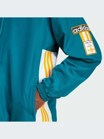 Куртки и дубленки Adidas Adicolor модель IW5811-KZ Фото