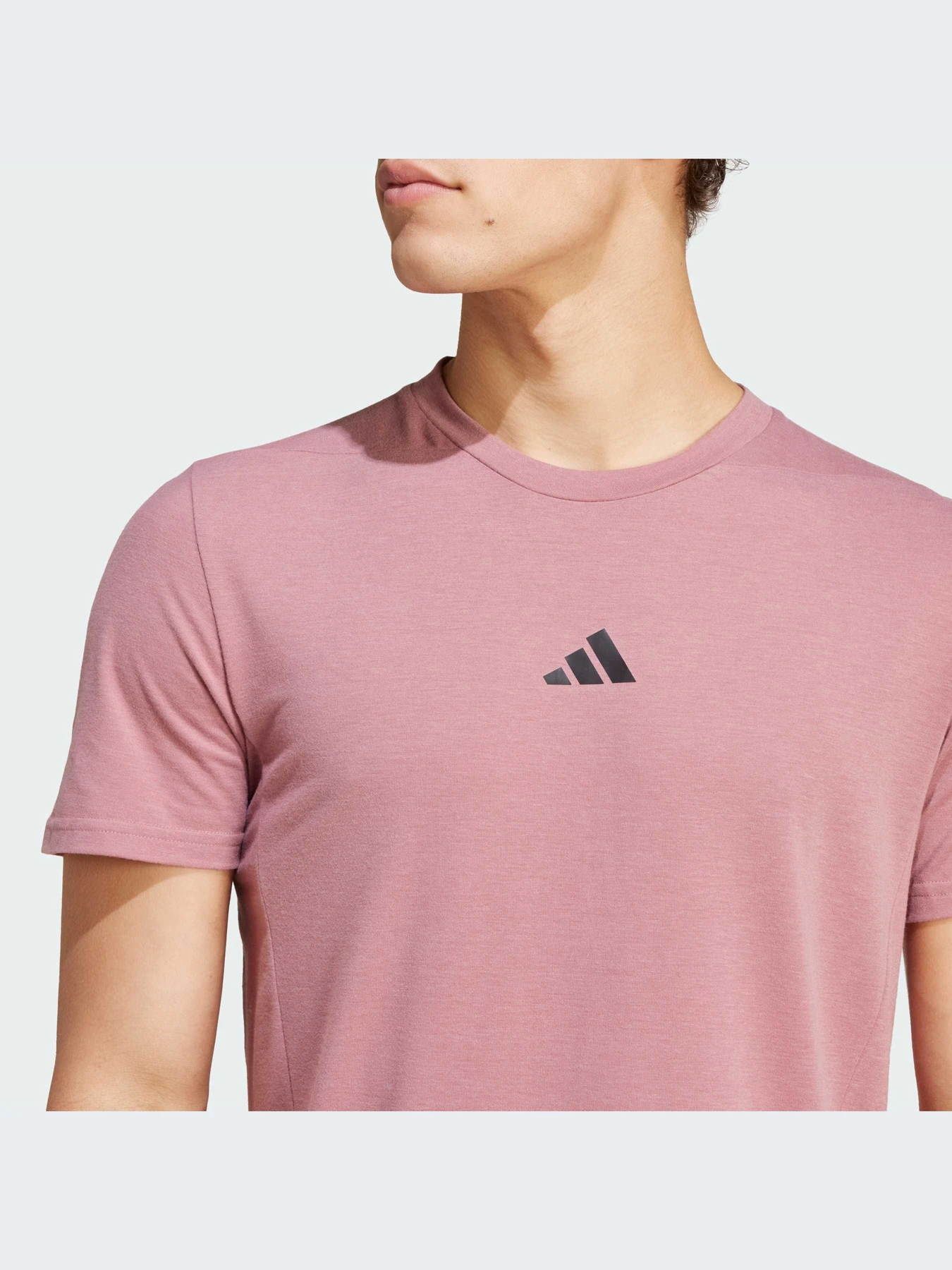 Футболки и поло Adidas модель IX9148-KZ Футболки и поло Adidas модель IX9148-KZ Фото