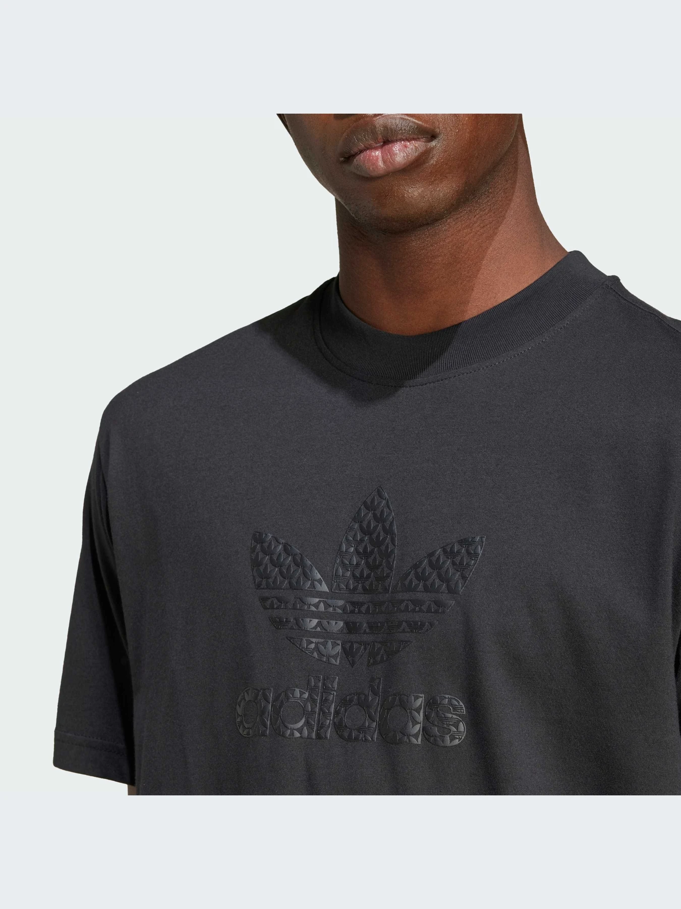 Футболки и поло Adidas Graphics модель IZ2527-KZ Футболки и поло Adidas Graphics модель IZ2527-KZ Фото