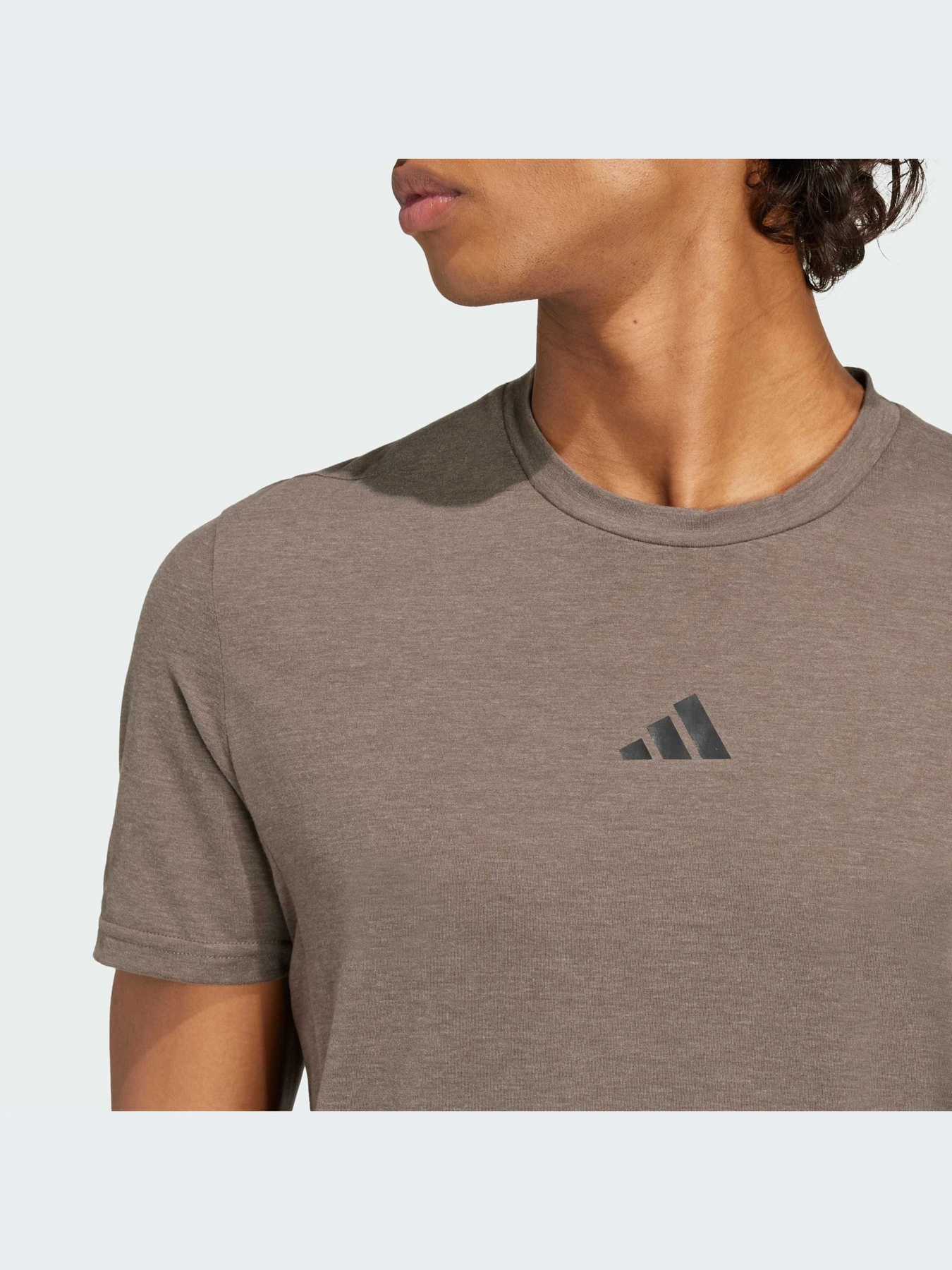 Футболки и поло Adidas модель IX9146-KZ Футболки и поло Adidas модель IX9146-KZ Фото