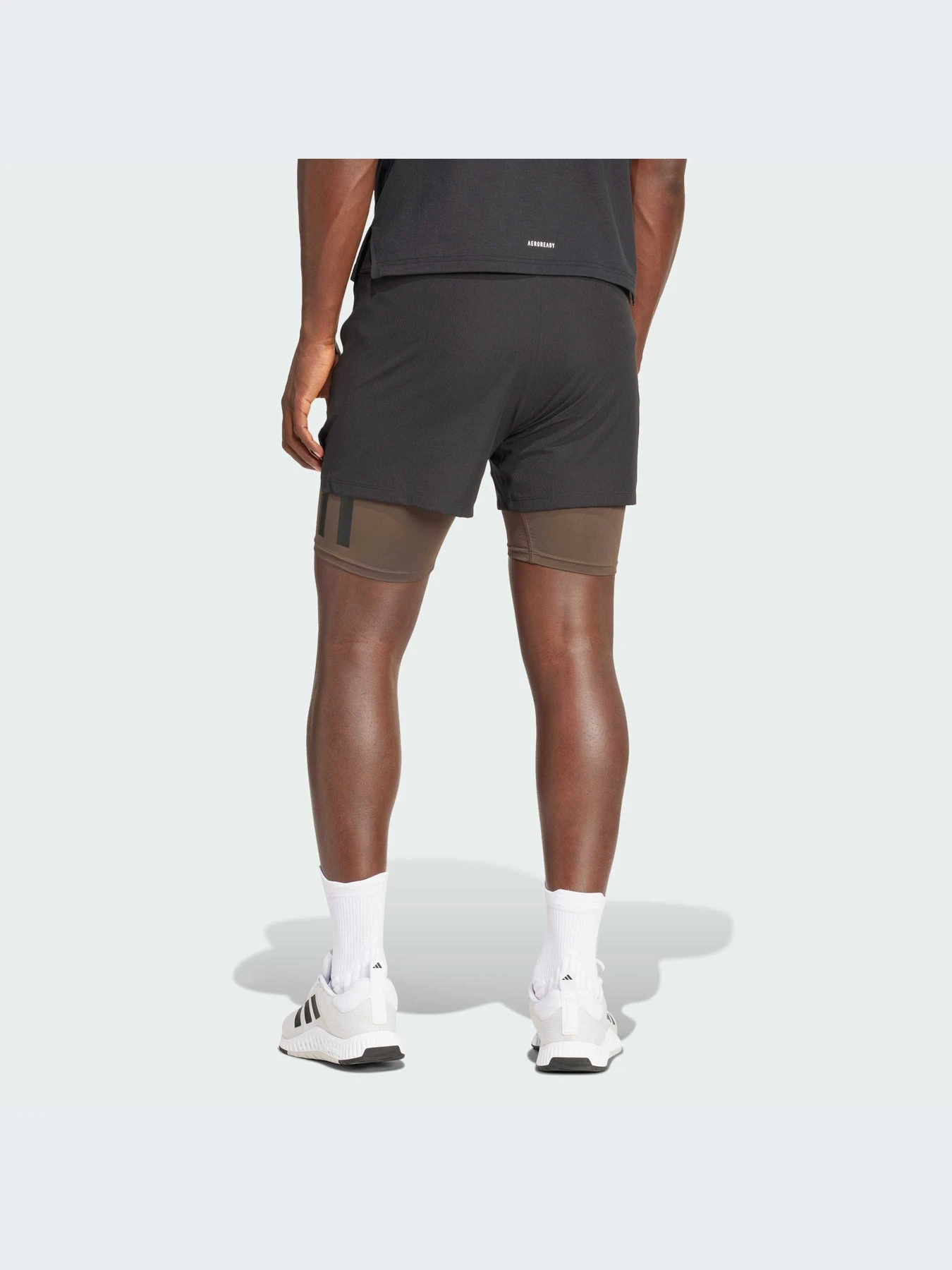 Шорты Adidas модель IV6113-KZ Шорты Adidas модель IV6113-KZ Фото