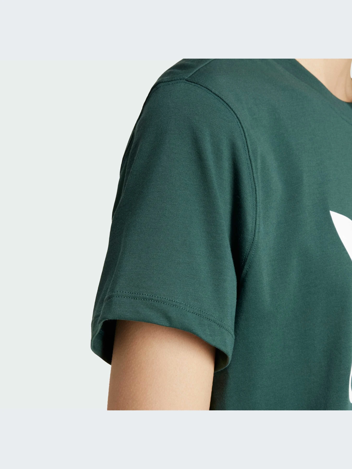 Футболки и поло Adidas Adicolor модель IY4687-KZ Футболки и поло Adidas Adicolor модель IY4687-KZ Фото
