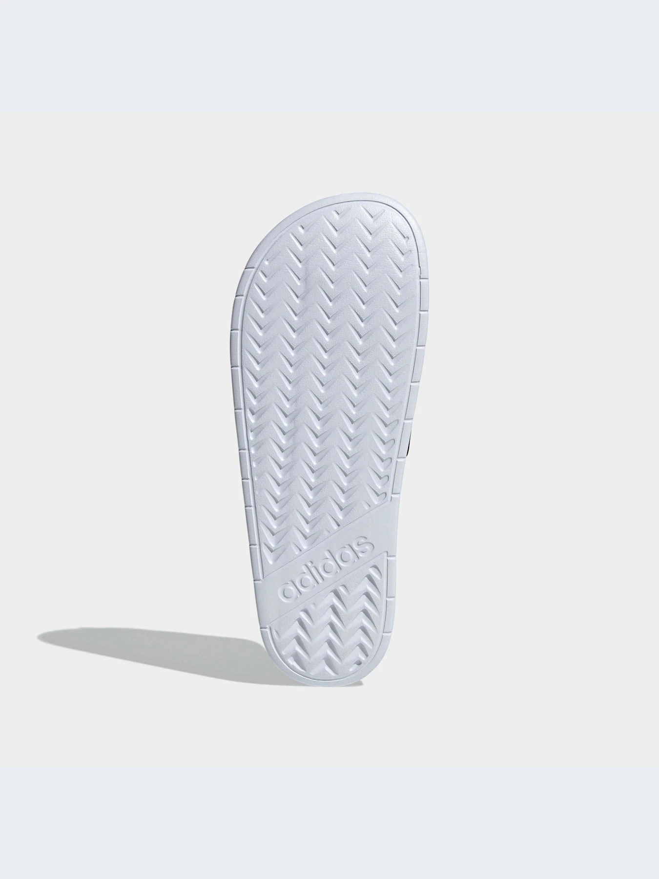 Шлёпанцы Adidas Adilette модель GZ5939-KZ Шлёпанцы Adidas Adilette модель GZ5939-KZ Фото