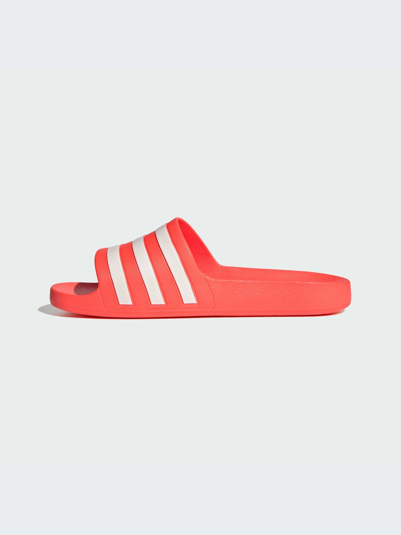 Шлёпанцы Adidas Adilette модель GZ5235-KZ Шлёпанцы Adidas Adilette модель GZ5235-KZ Фото
