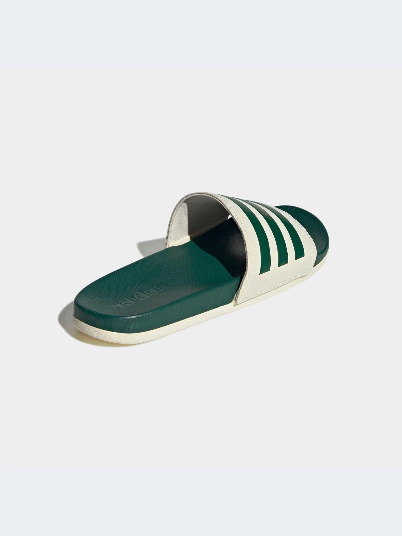 Шлёпанцы Adidas Adilette модель GW8754-KZ Шлёпанцы Adidas Adilette модель GW8754-KZ Фото