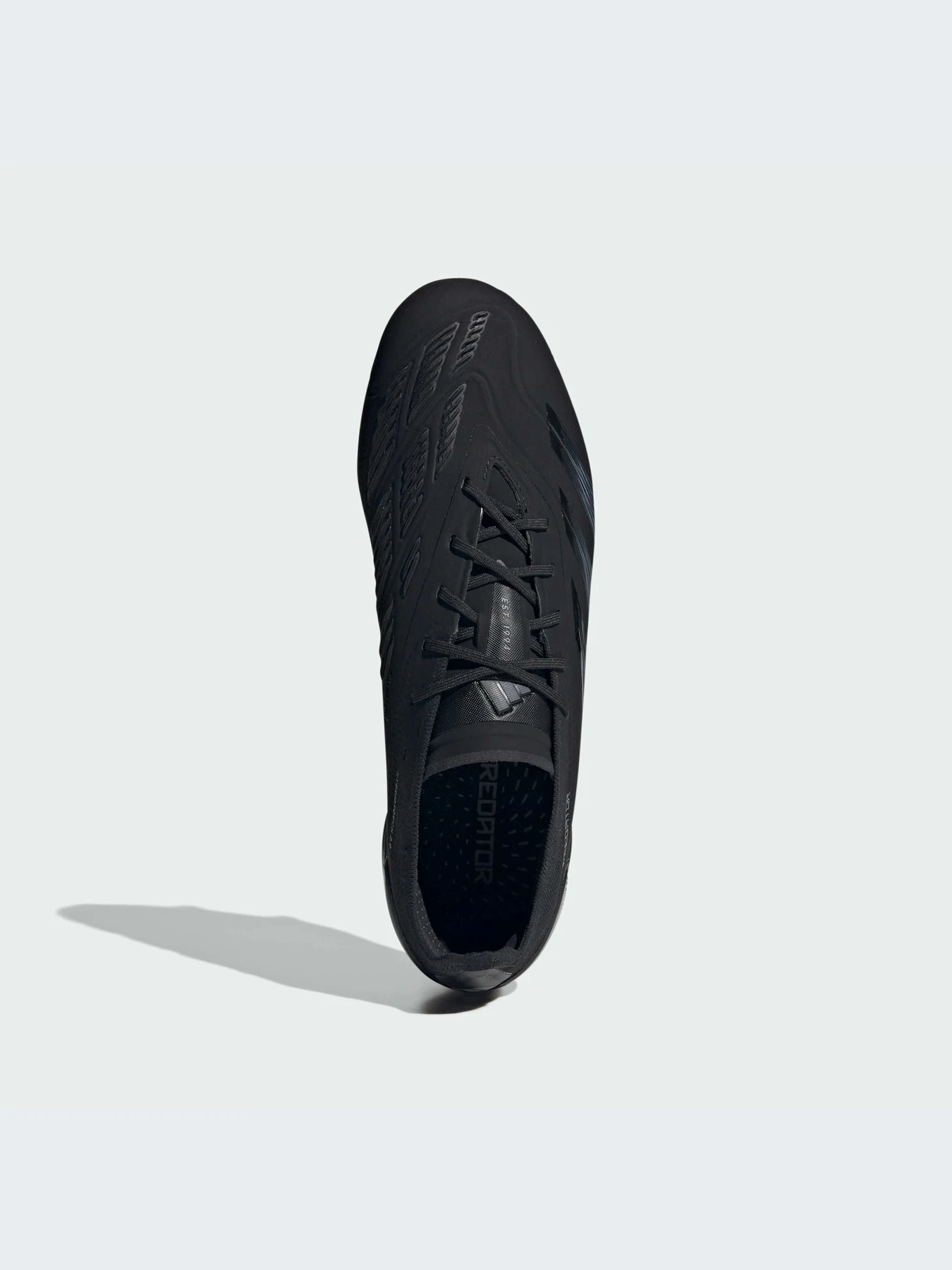 Кроссовки Adidas Predator модель IE1804-KZ Кроссовки Adidas Predator модель IE1804-KZ Фото