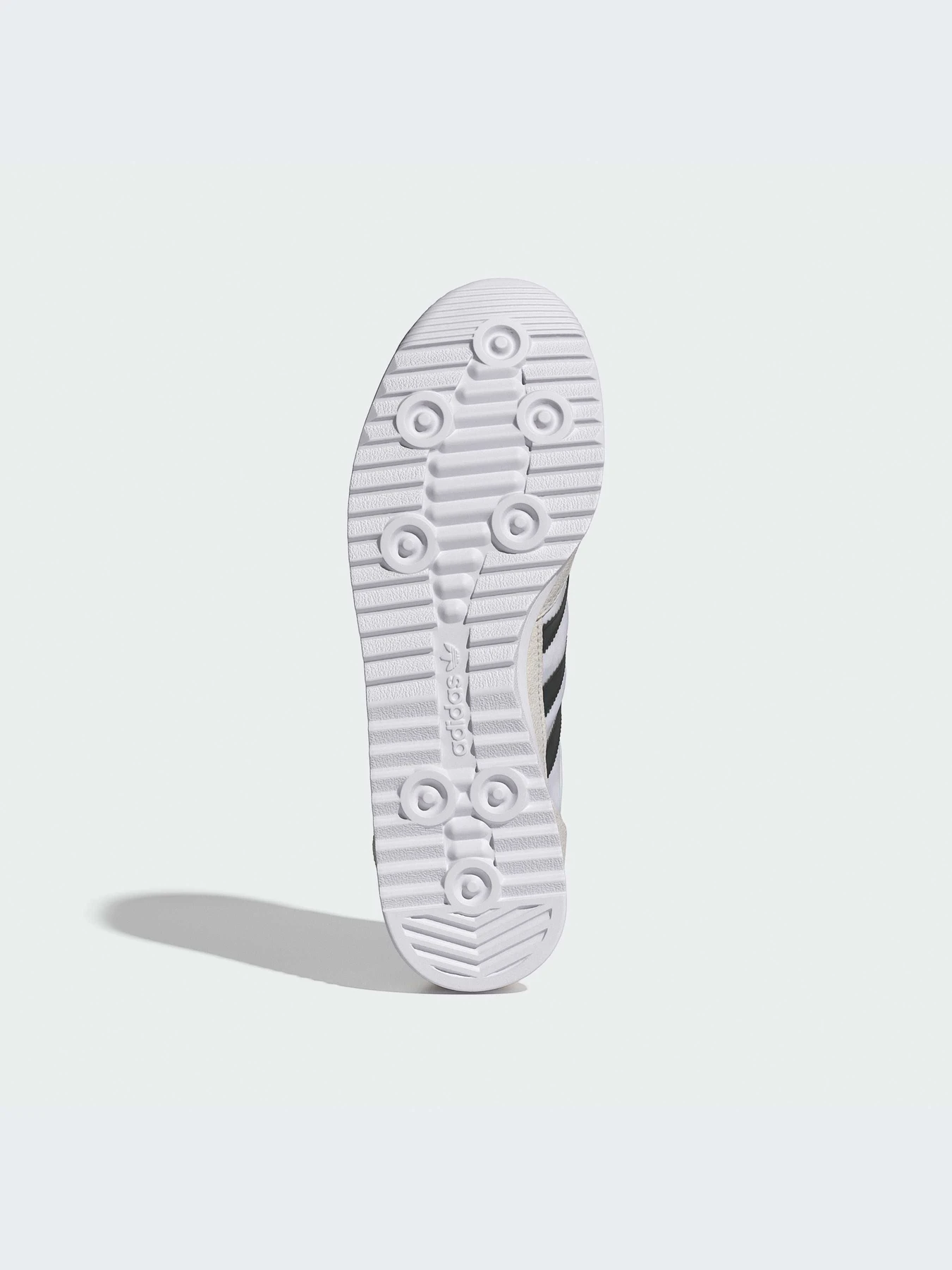 Кроссовки Adidas модель IH4823-KZ Кроссовки Adidas модель IH4823-KZ Фото