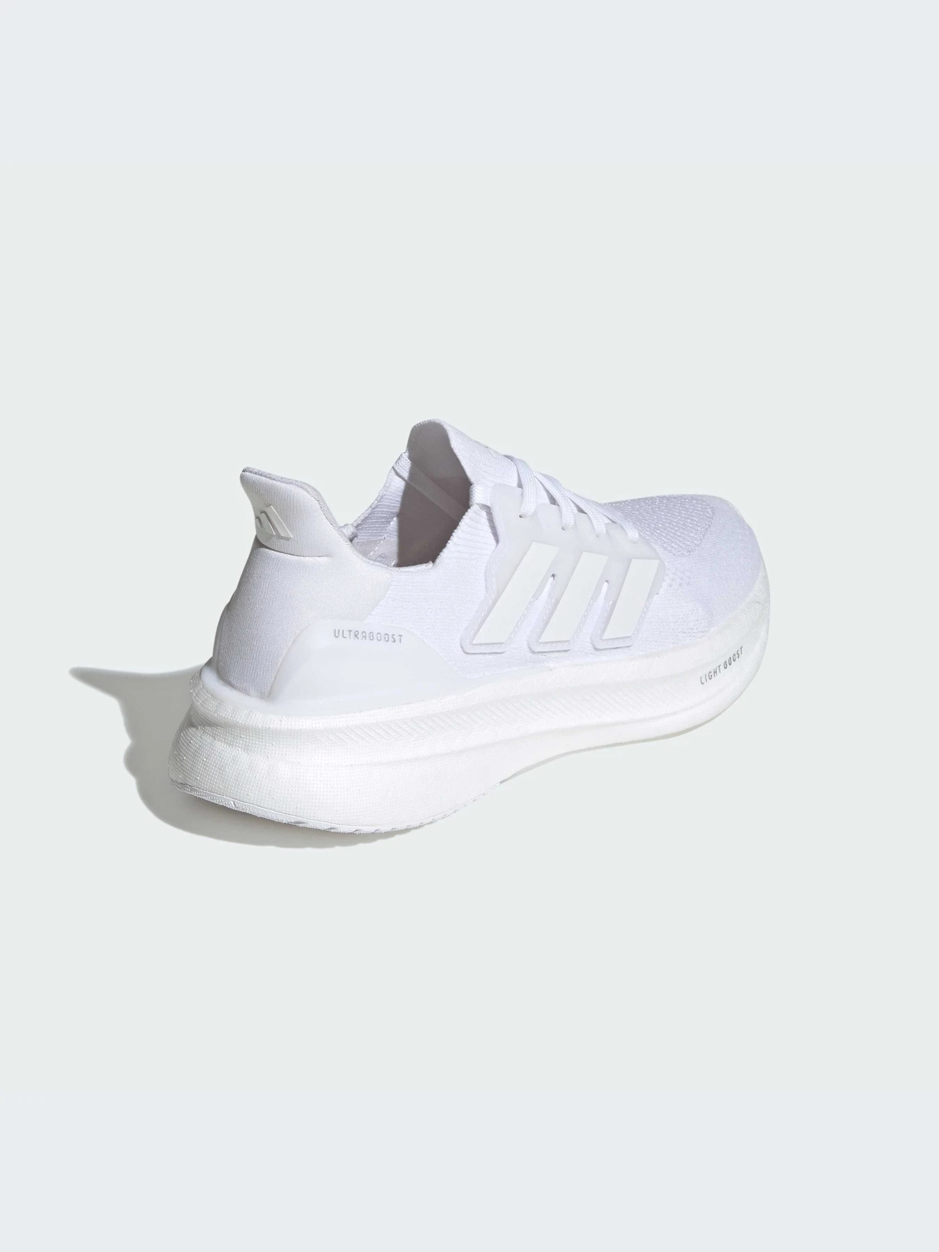 Кроссовки Adidas Ultraboost модель ID8848-KZ Кроссовки Adidas Ultraboost модель ID8848-KZ Фото