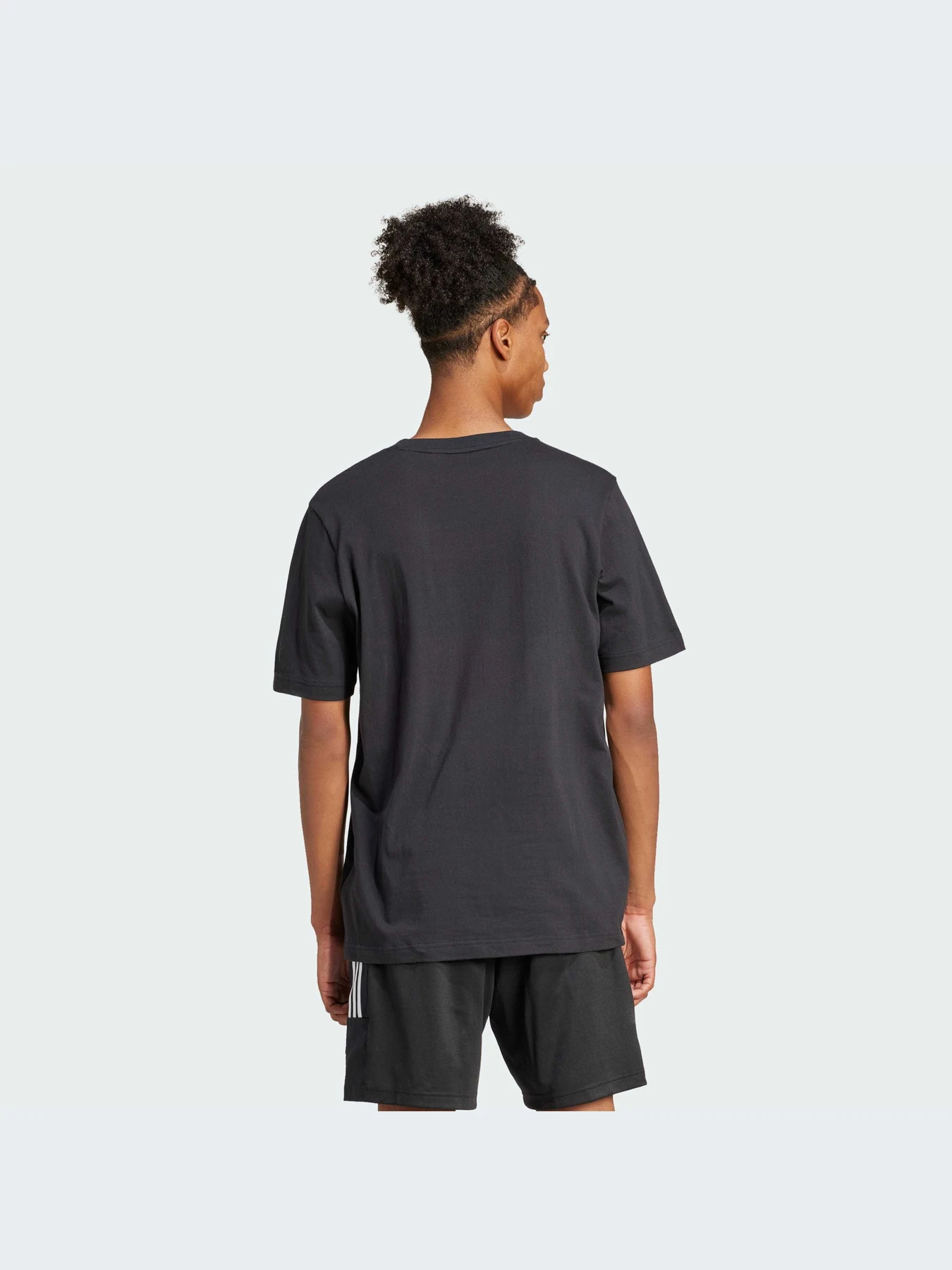Футболки и поло Adidas Icons модель IZ1621-KZ Футболки и поло Adidas Icons модель IZ1621-KZ Фото