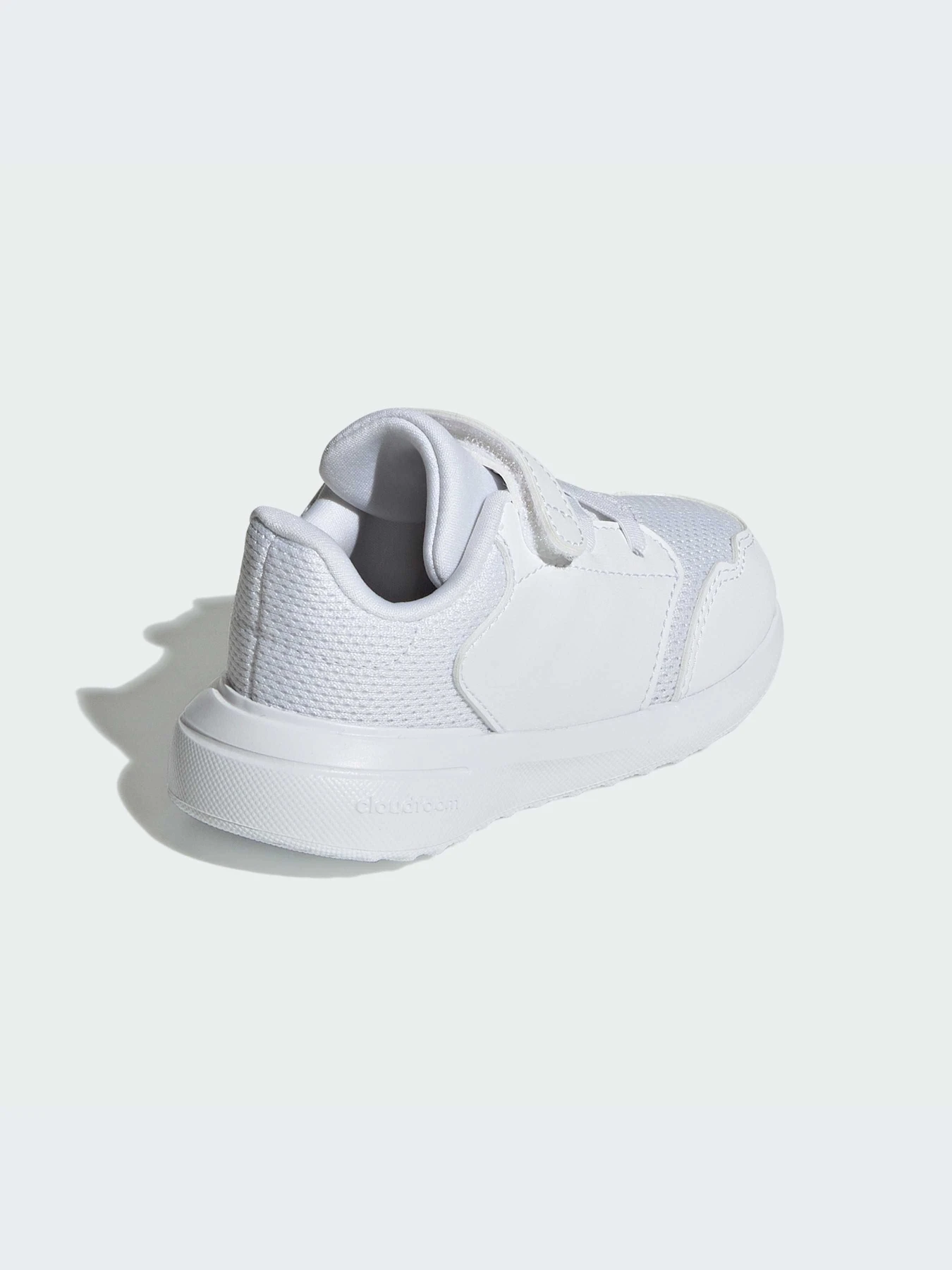 Кроссовки Adidas модель IE6011-KZ Кроссовки Adidas модель IE6011-KZ Фото