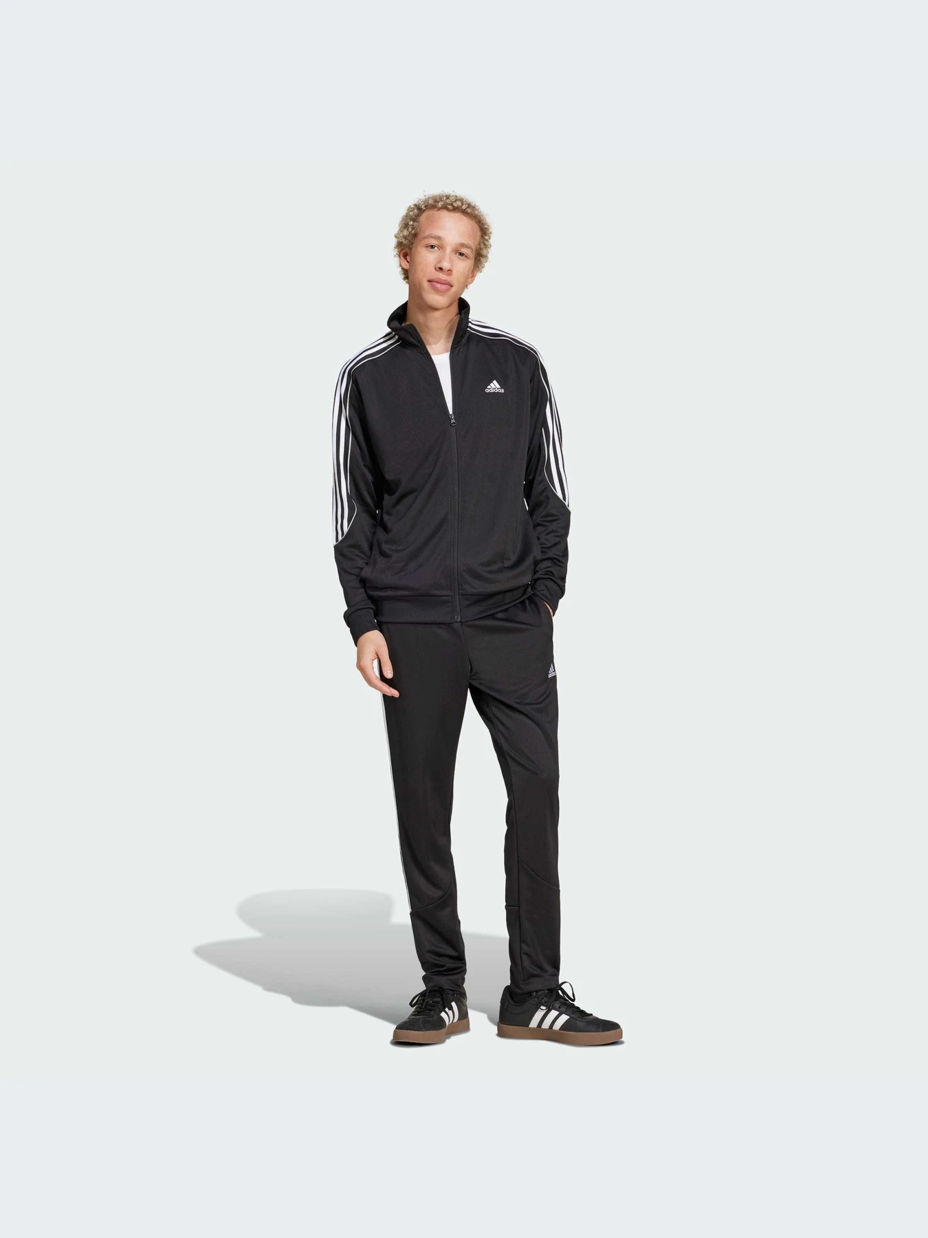 Костюмы Adidas 3 Stripes модель IX1277-KZ Костюмы Adidas 3 Stripes модель IX1277-KZ Фото