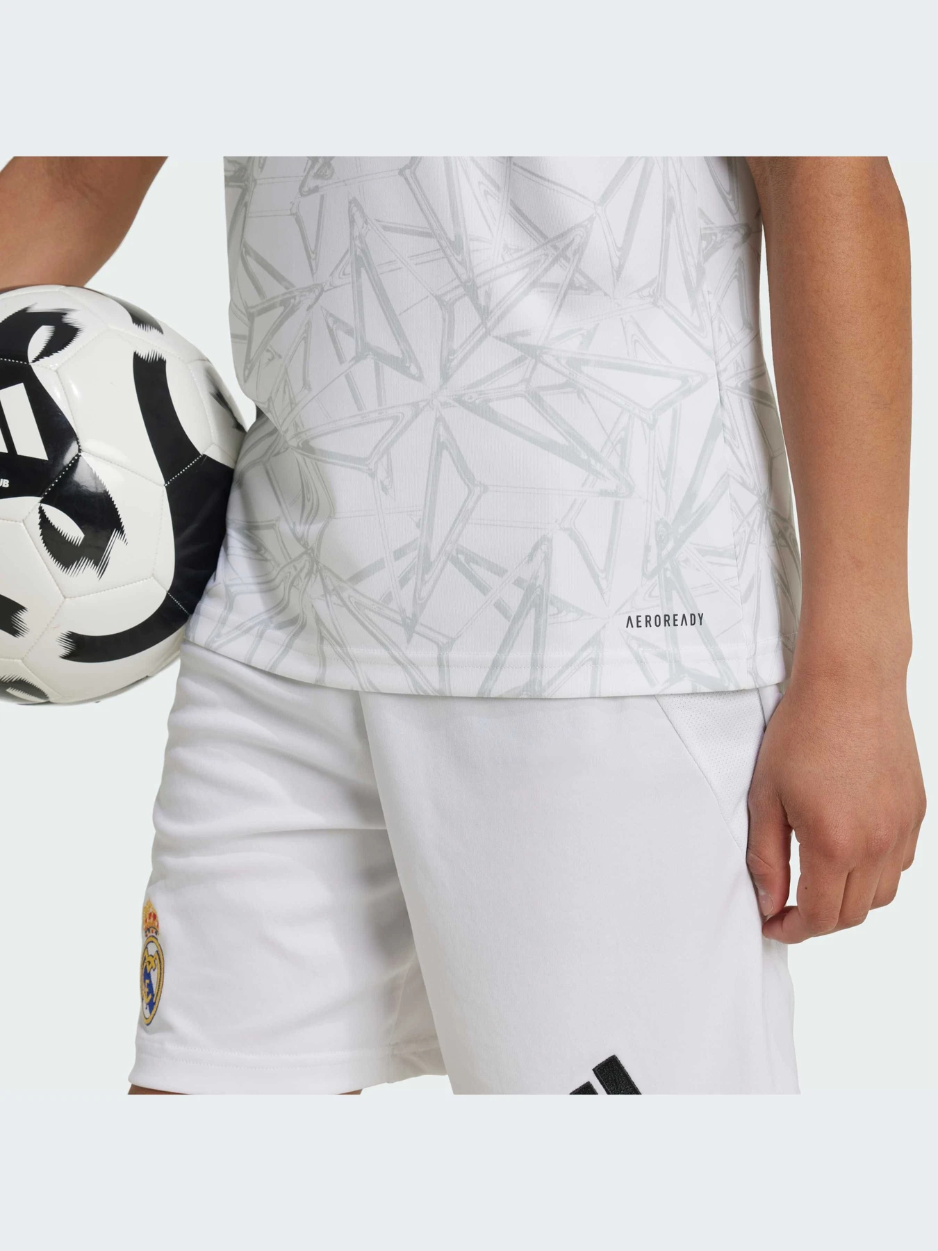 Футболки и поло Adidas модель IT5095-KZ Футболки и поло Adidas модель IT5095-KZ Фото