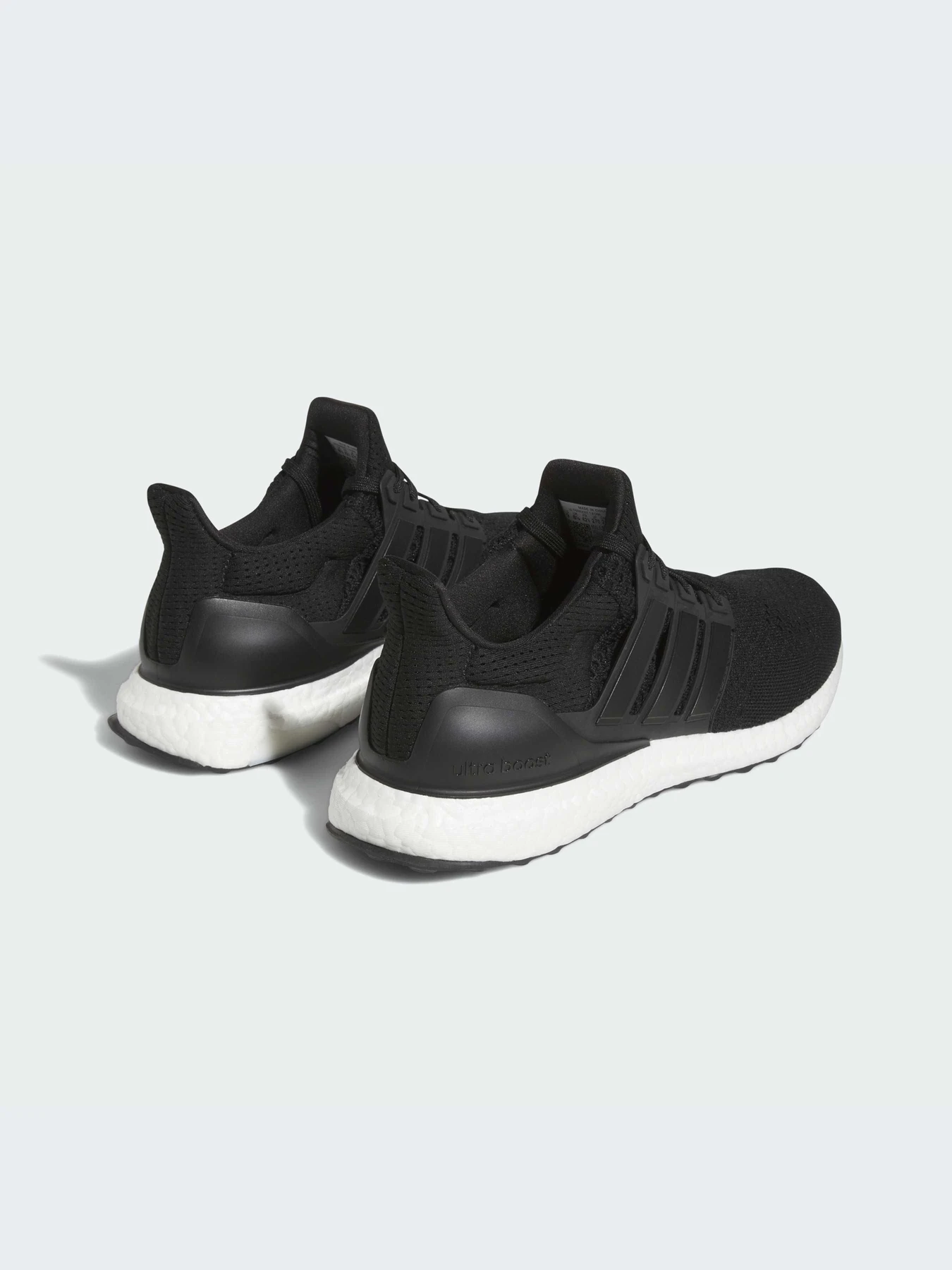 Кроссовки Adidas Ultraboost модель HQ4201-KZ Кроссовки Adidas Ultraboost модель HQ4201-KZ Фото