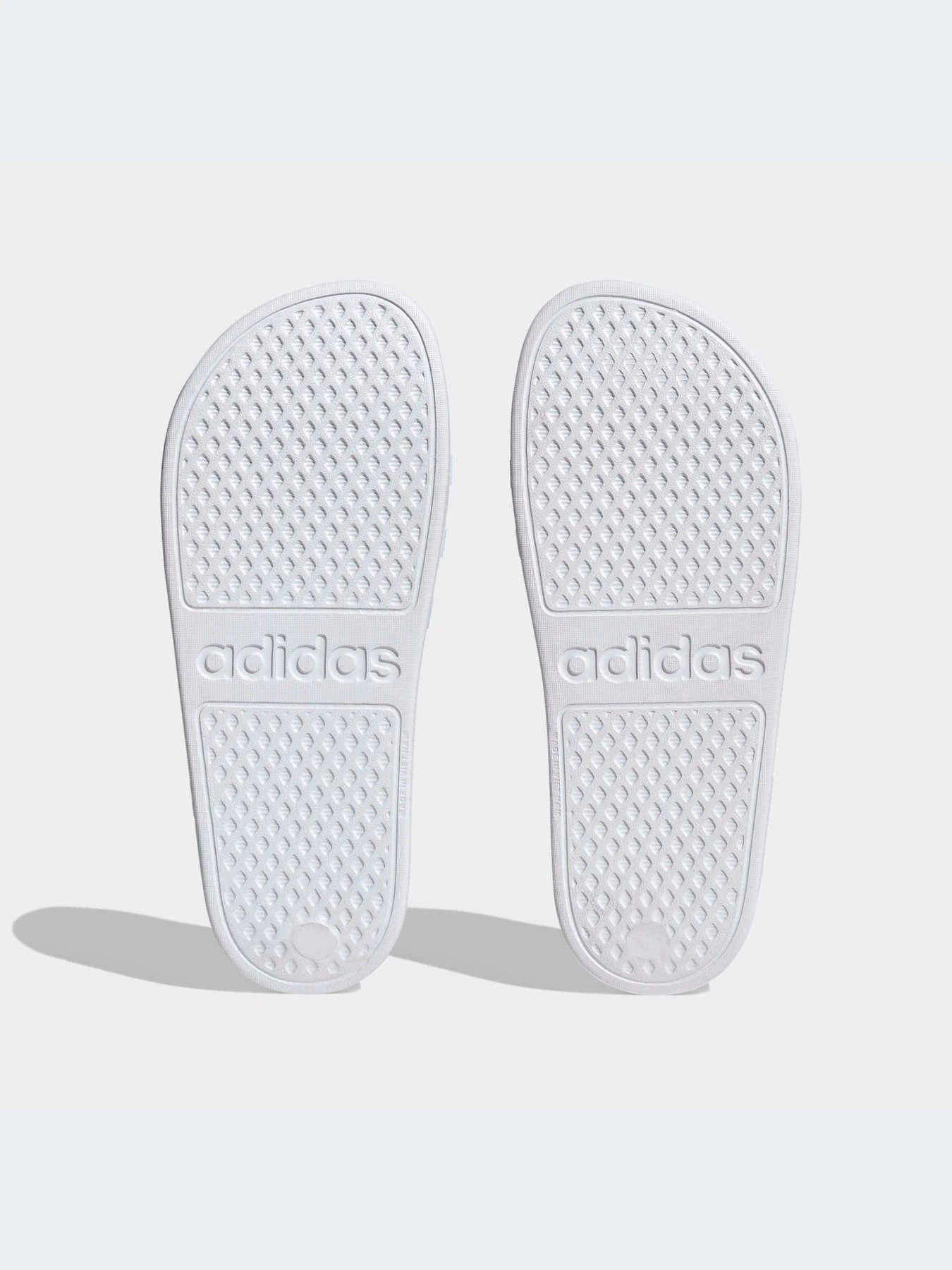 Шлёпанцы Adidas Adilette модель HP6295-KZ Шлёпанцы Adidas Adilette модель HP6295-KZ Фото