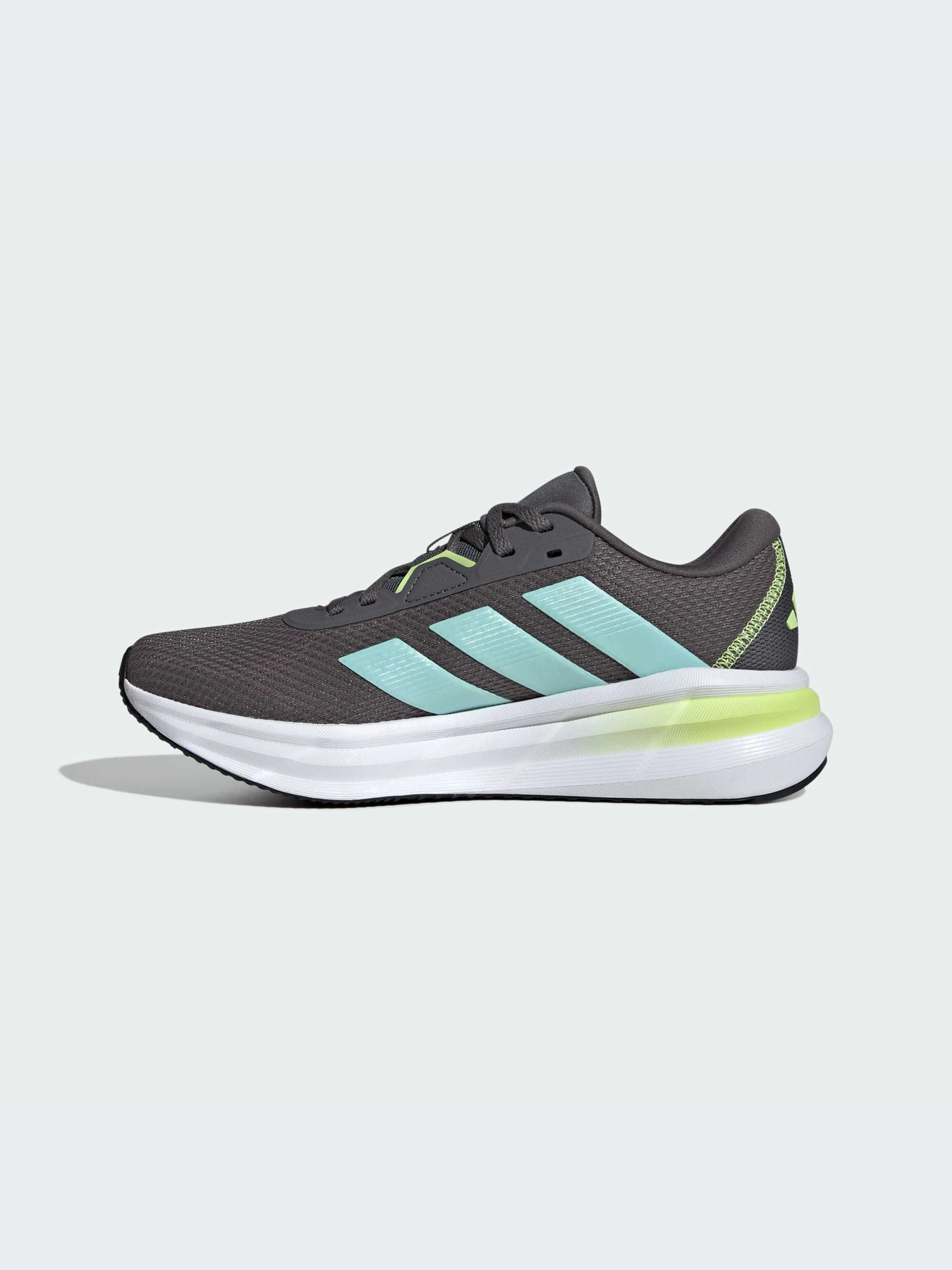 Кроссовки Adidas Galaxy модель ID8767-KZ Кроссовки Adidas Galaxy модель ID8767-KZ Фото