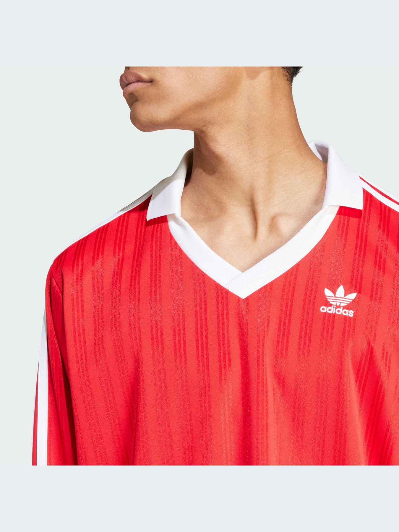 Худи и свитшоты Adidas Adicolor модель IX5226-KZ Худи и свитшоты Adidas Adicolor модель IX5226-KZ Фото