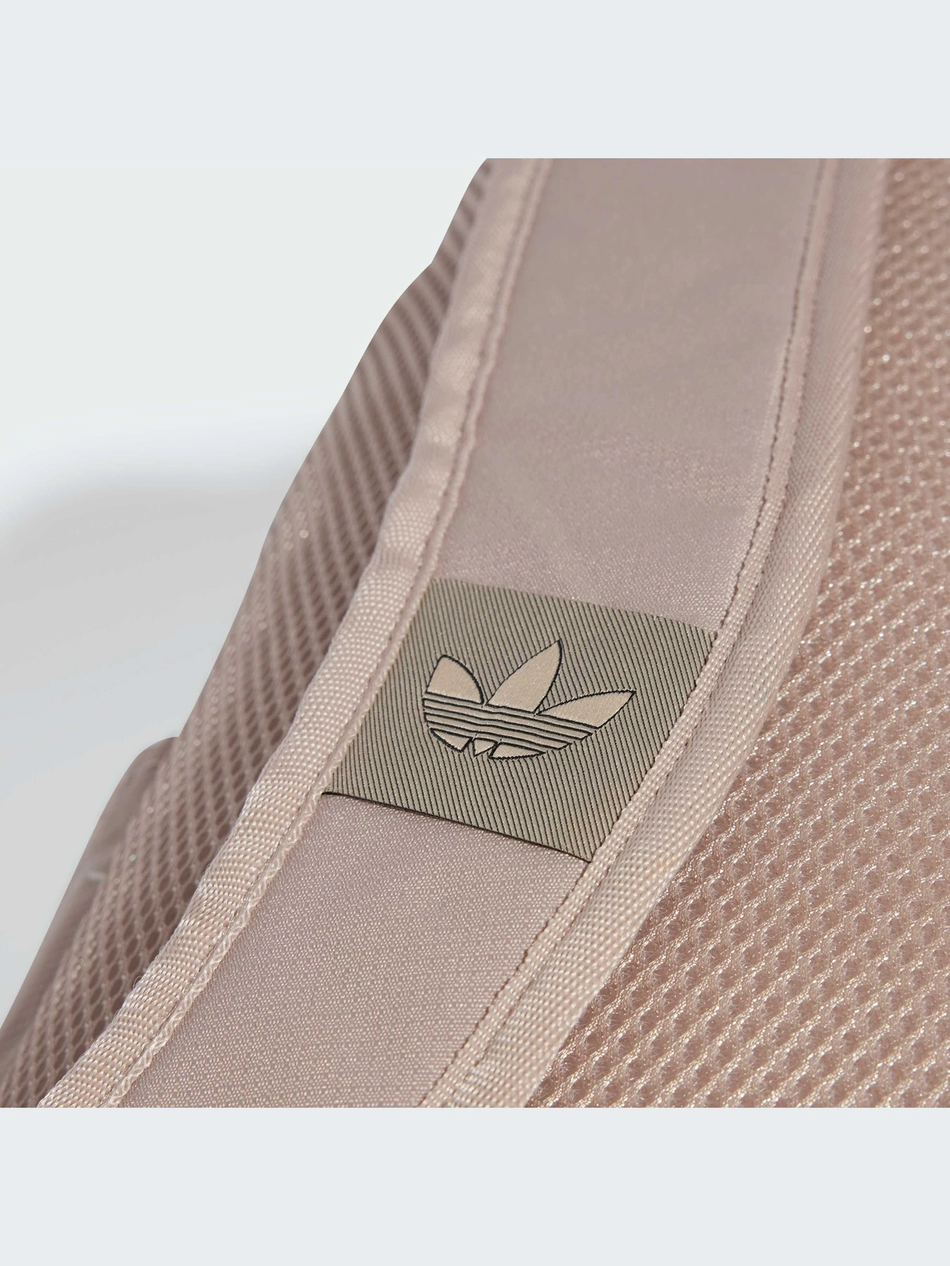 Рюкзаки Adidas Adicolor модель IX7502-KZ Рюкзаки Adidas Adicolor модель IX7502-KZ Фото