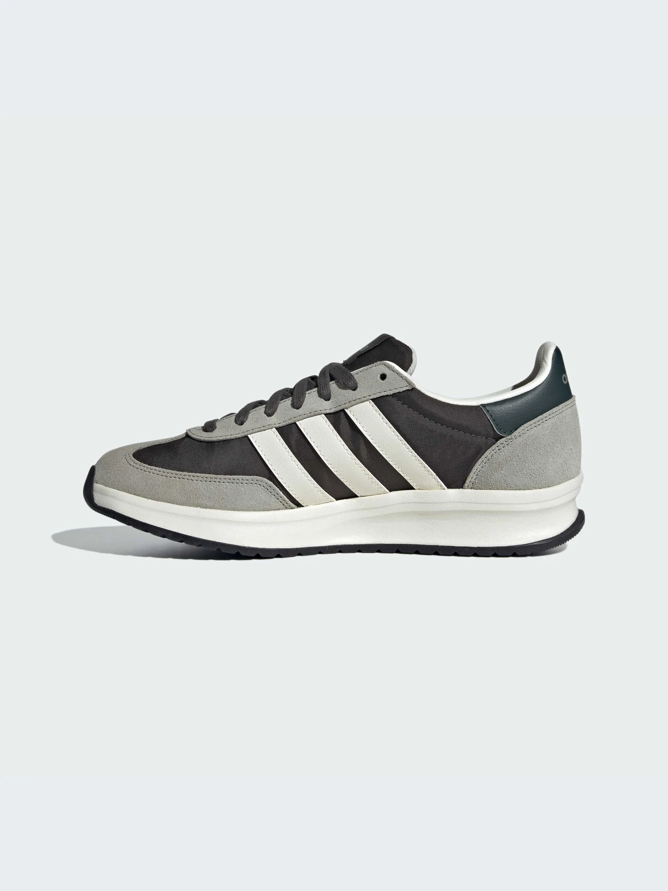 Кроссовки Adidas модель IH8587-KZ Кроссовки Adidas модель IH8587-KZ Фото