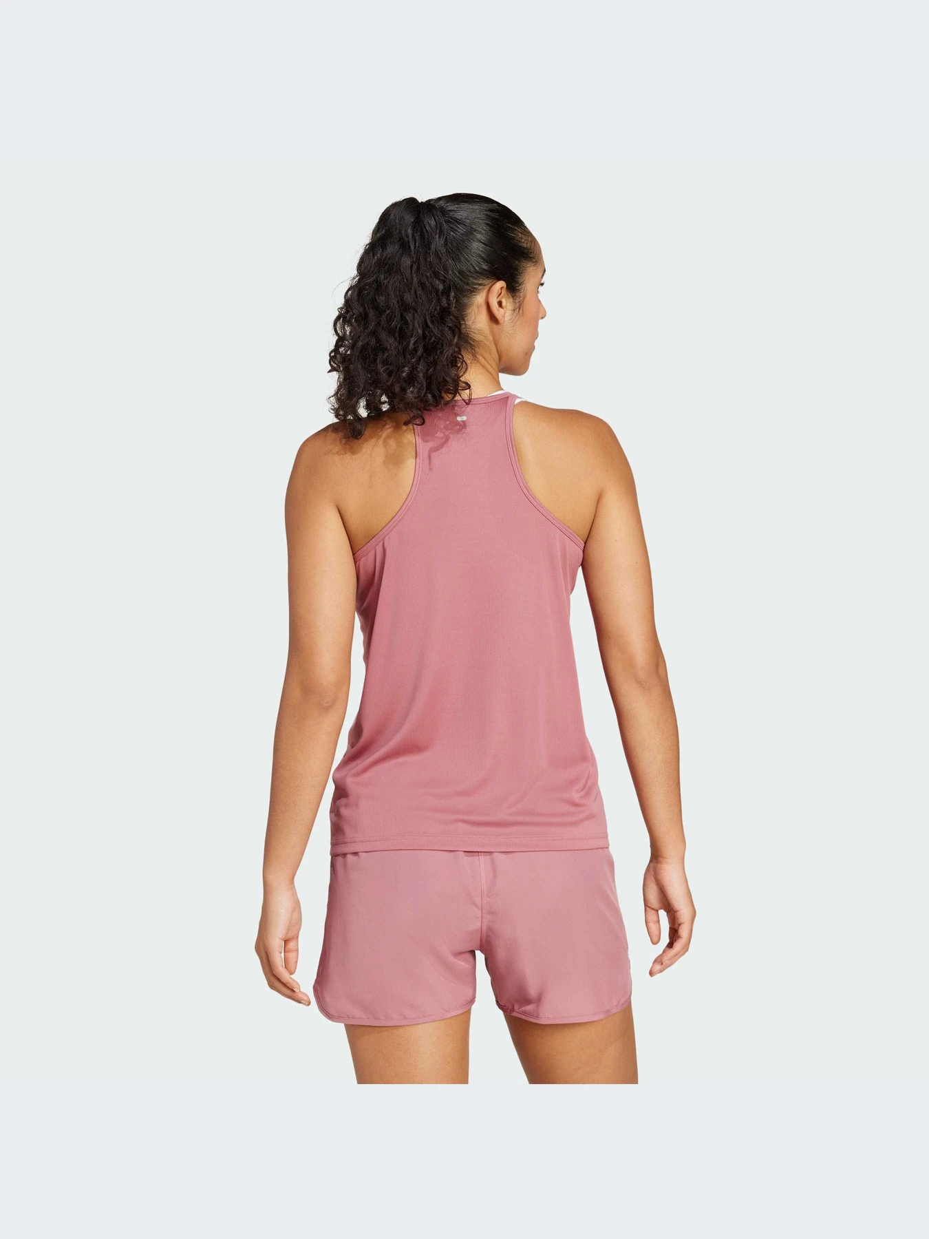 Футболки и поло Adidas модель IW8448-KZ Футболки и поло Adidas модель IW8448-KZ Фото