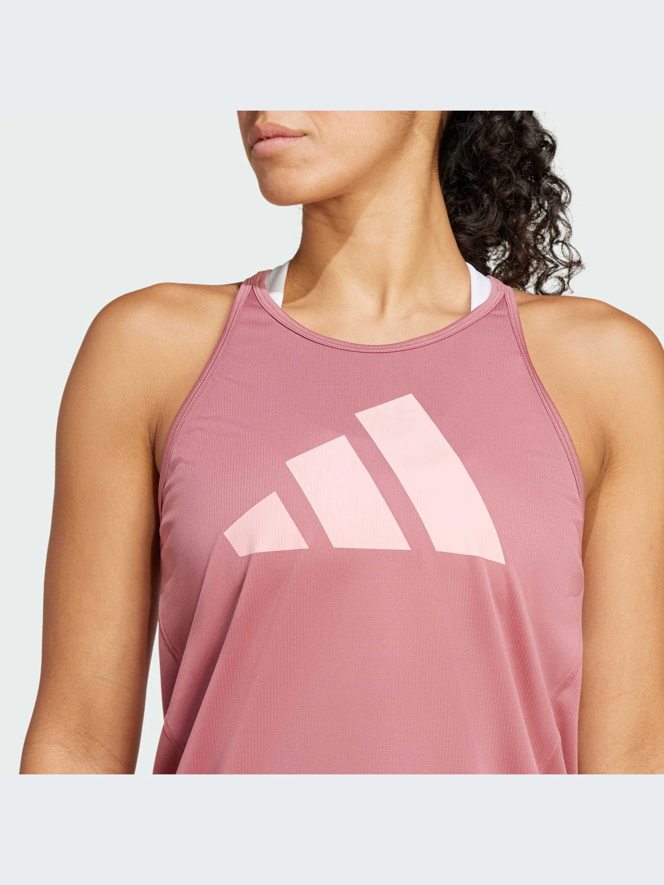 Футболки и поло Adidas модель IW8448-KZ Футболки и поло Adidas модель IW8448-KZ Фото