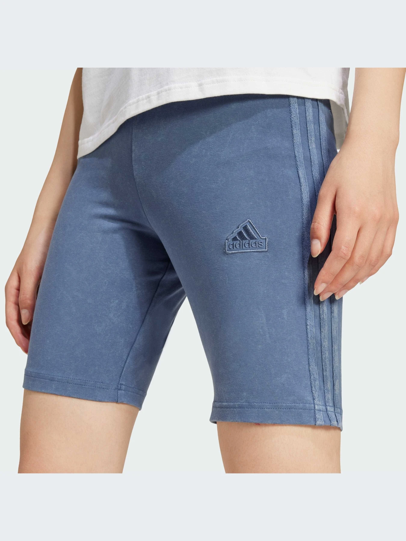 Шорты Adidas модель IQ3686-KZ Шорты Adidas модель IQ3686-KZ Фото
