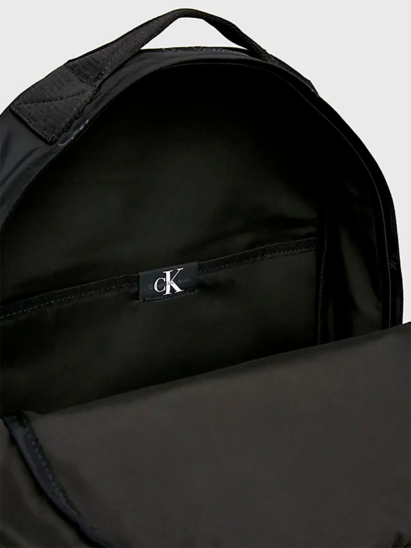 Рюкзаки Calvin Klein модель K50K511719-01R Рюкзаки Calvin Klein модель K50K511719-01R Фото