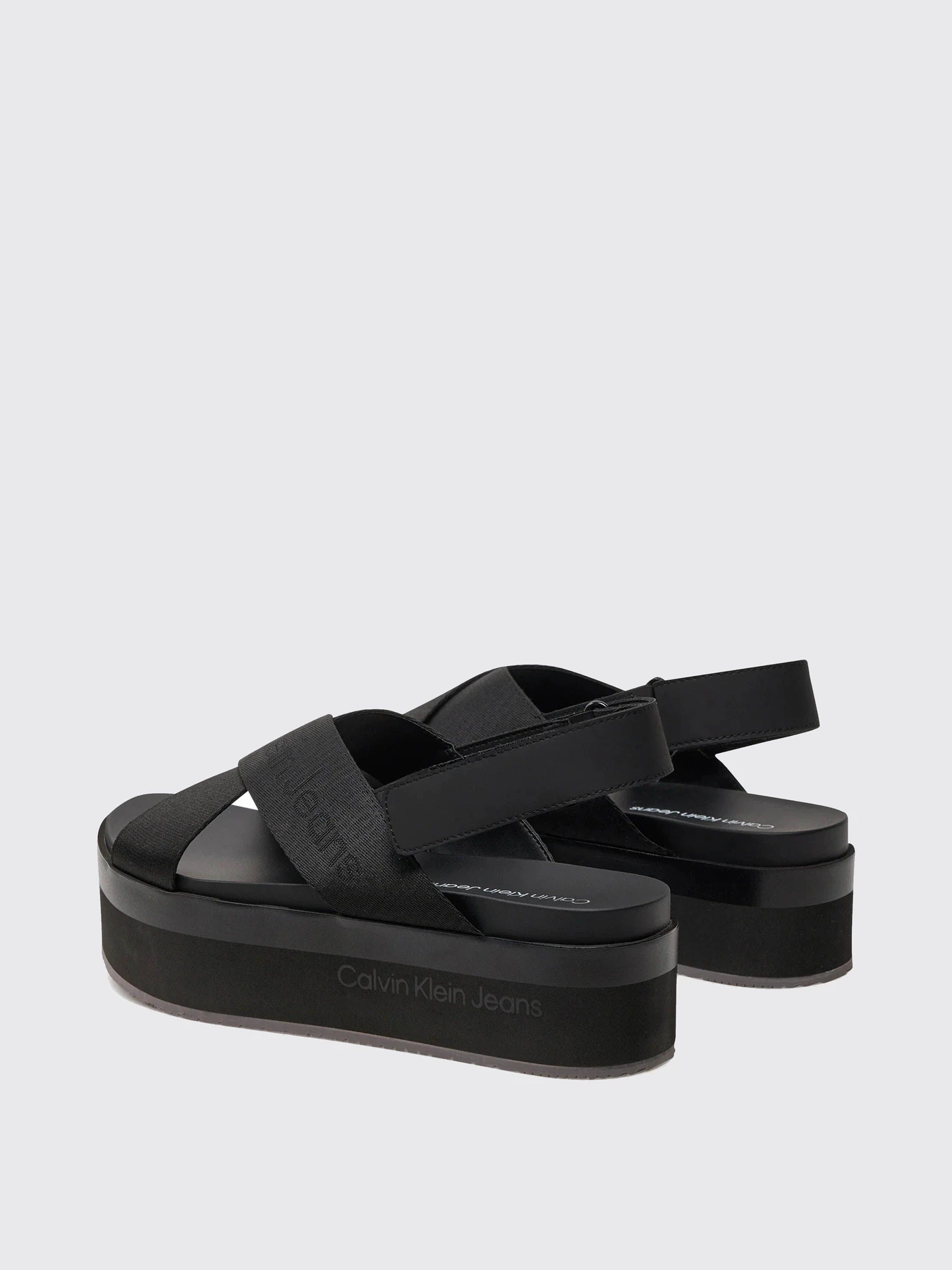 Сандалии Calvin Klein модель YW0YW01362-0GT Сандалии Calvin Klein модель YW0YW01362-0GT Фото