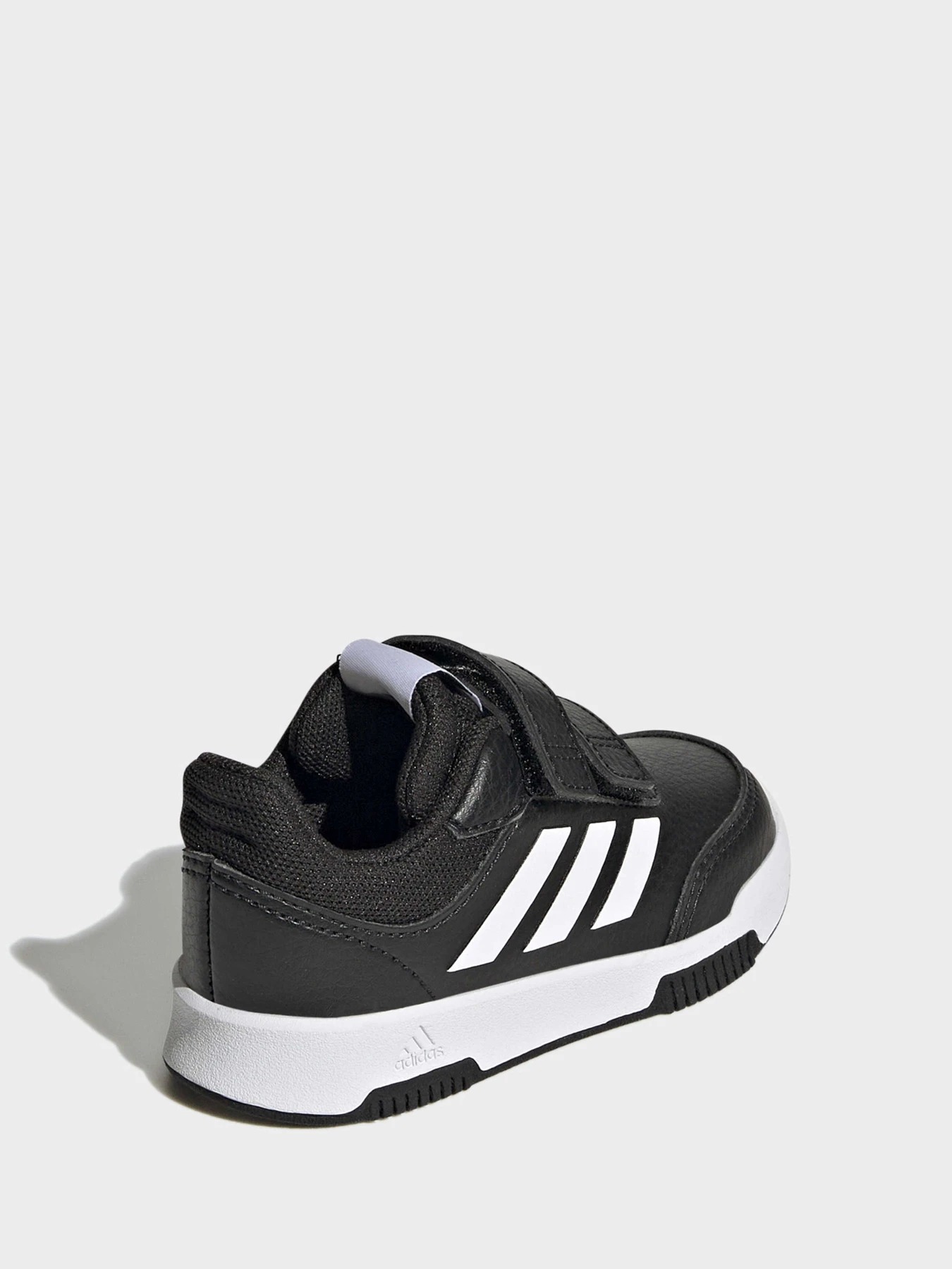 Кроссовки Adidas модель GW6456 Кроссовки Adidas модель GW6456 Фото