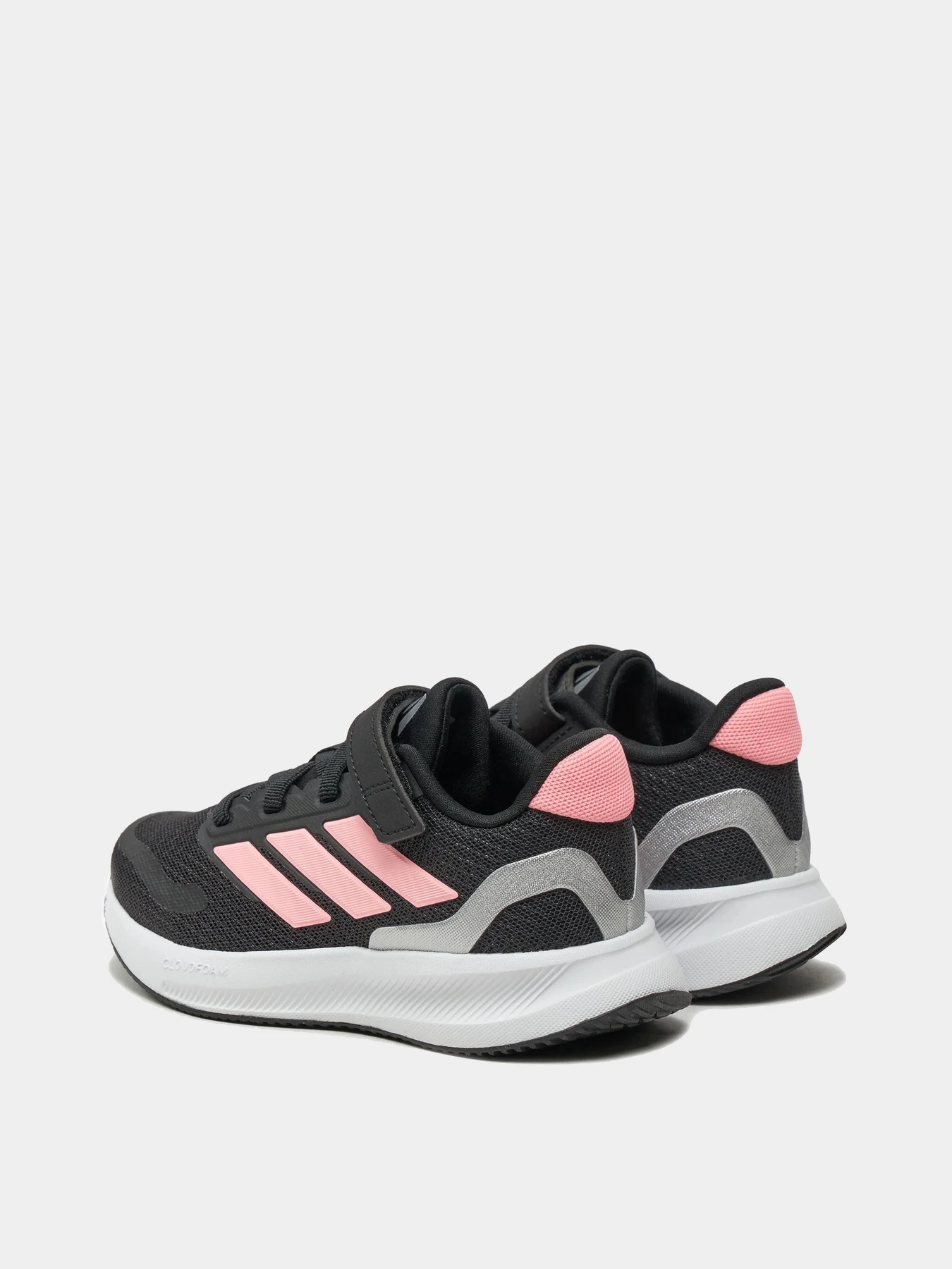 Кроссовки Adidas модель IE8580 Кроссовки Adidas модель IE8580 Фото