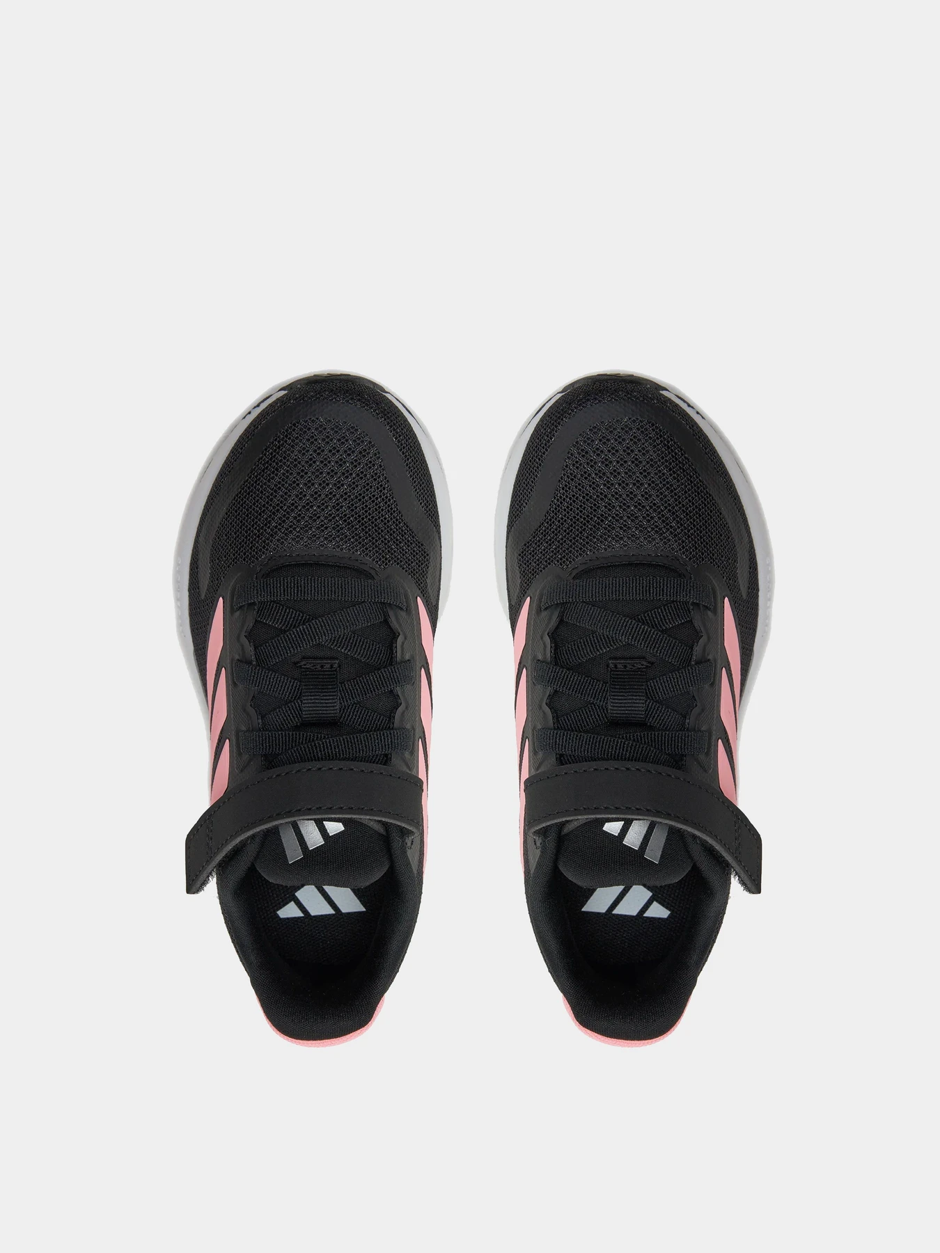 Кроссовки Adidas модель IE8580 Кроссовки Adidas модель IE8580 Фото