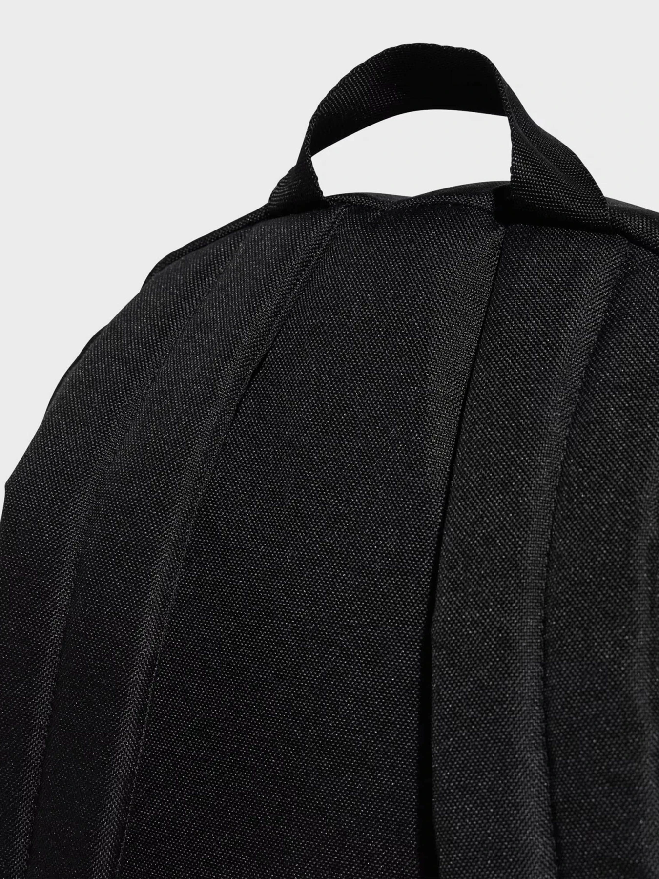 Рюкзаки Adidas модель IZ1895 Рюкзаки Adidas модель IZ1895 Фото