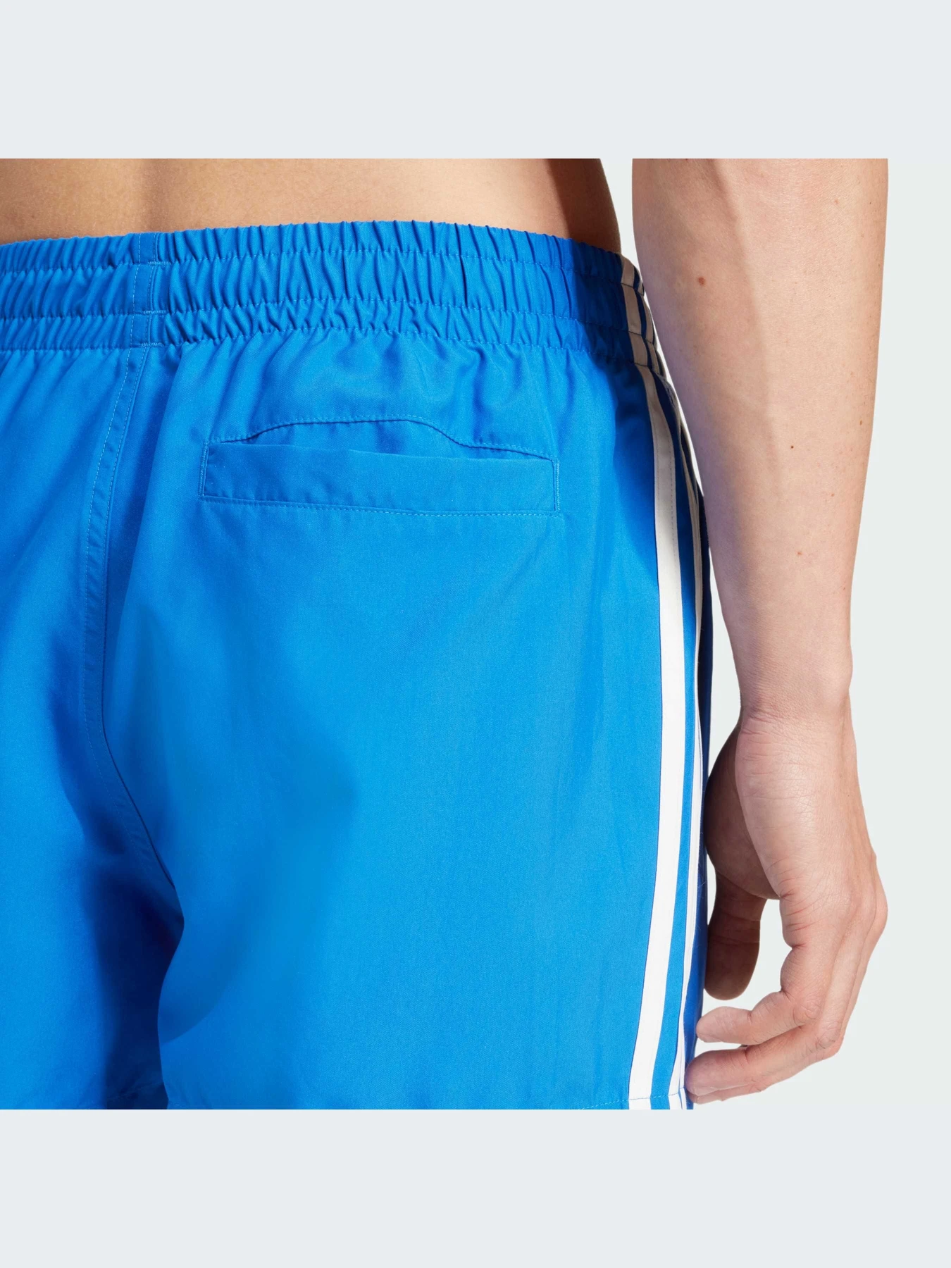 Одежда для пляжа Adidas модель IY1550-KZ Одежда для пляжа Adidas модель IY1550-KZ Фото