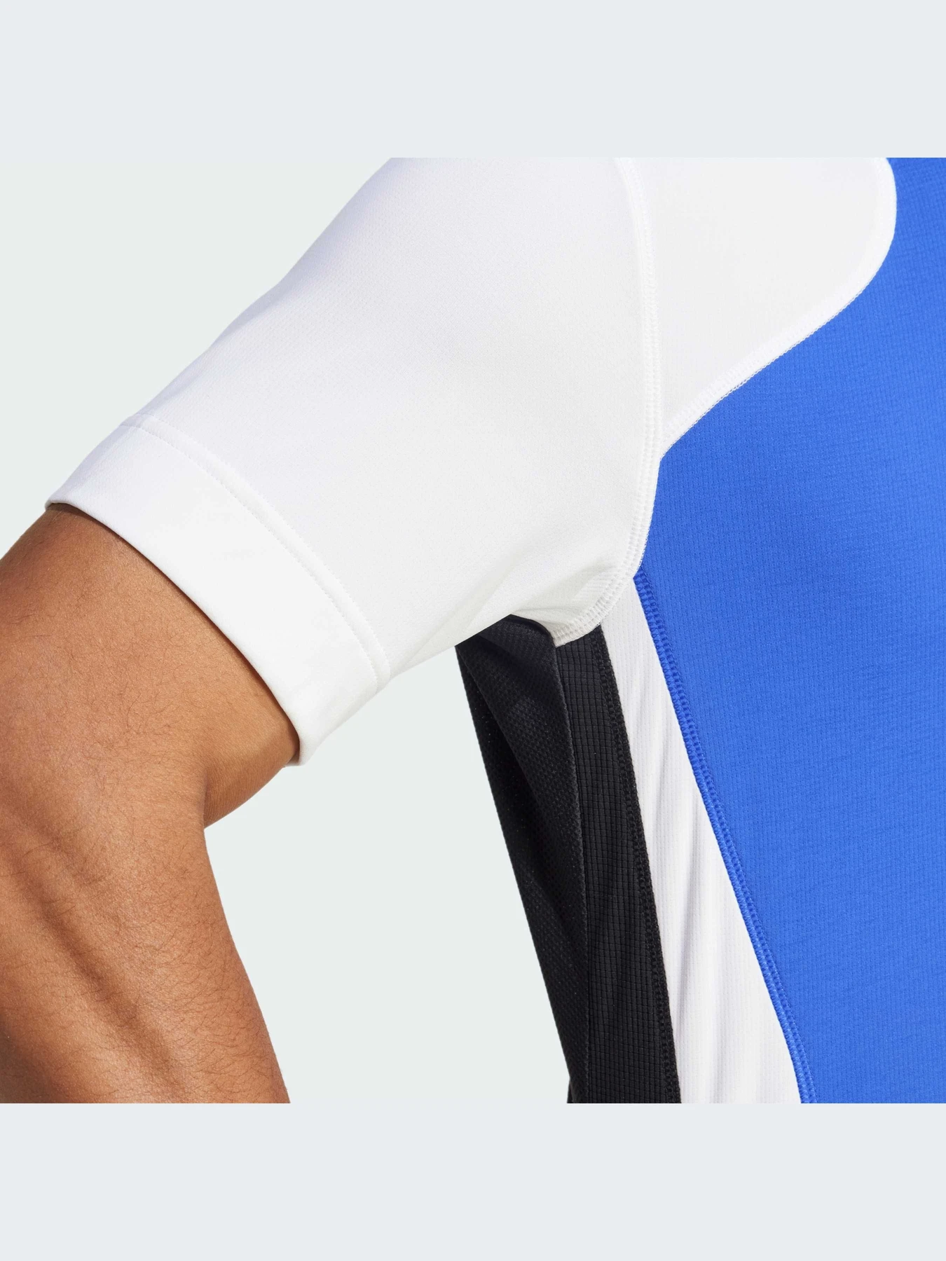 Футболки и поло Adidas модель IT2262-KZ Футболки и поло Adidas модель IT2262-KZ Фото
