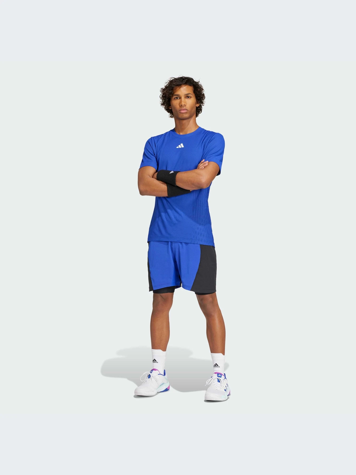 Футболки и поло Adidas модель IV8320-KZ Футболки и поло Adidas модель IV8320-KZ Фото