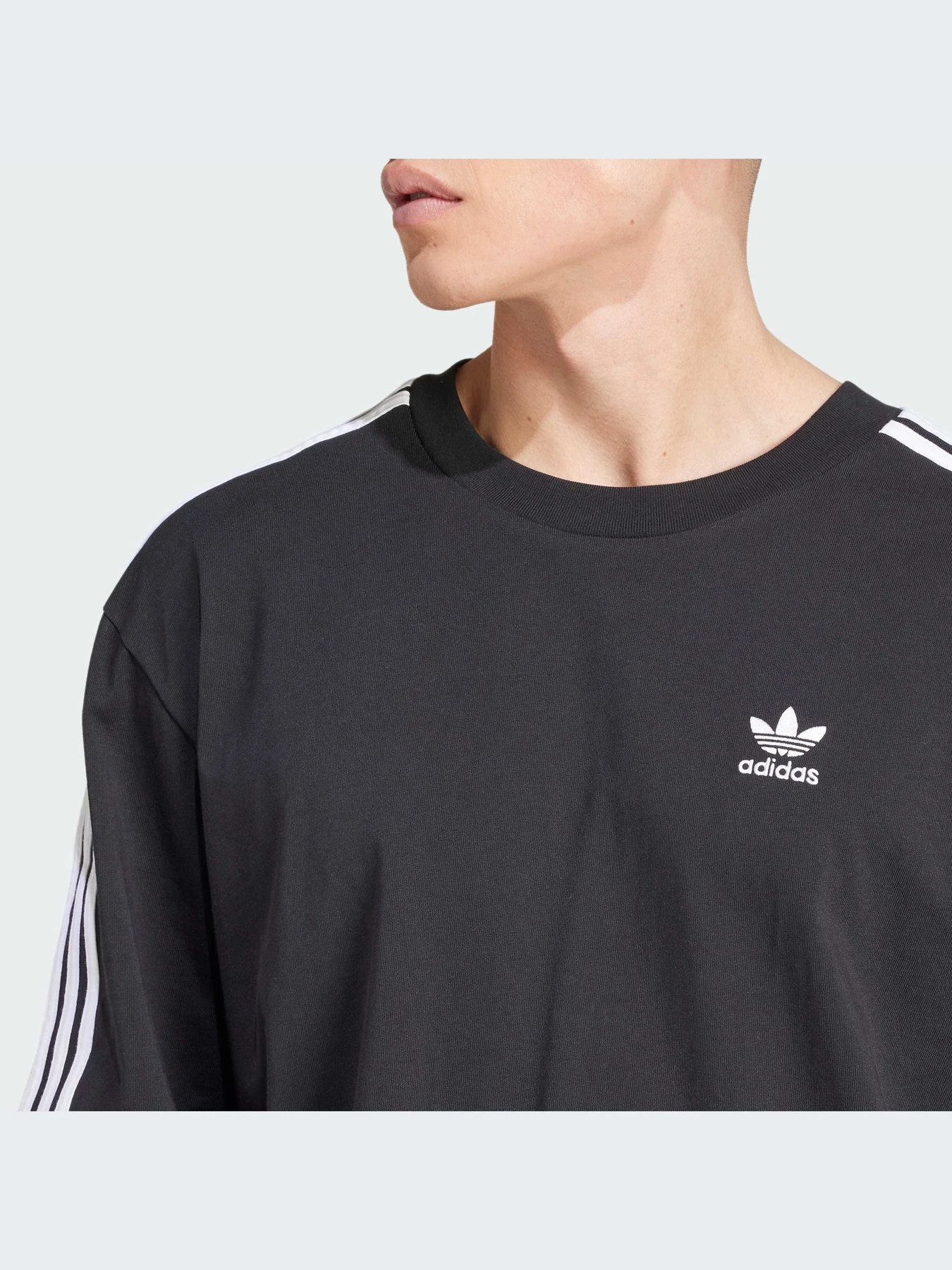 Футболки и поло Adidas Adicolor модель IZ1832-KZ Футболки и поло Adidas Adicolor модель IZ1832-KZ Фото