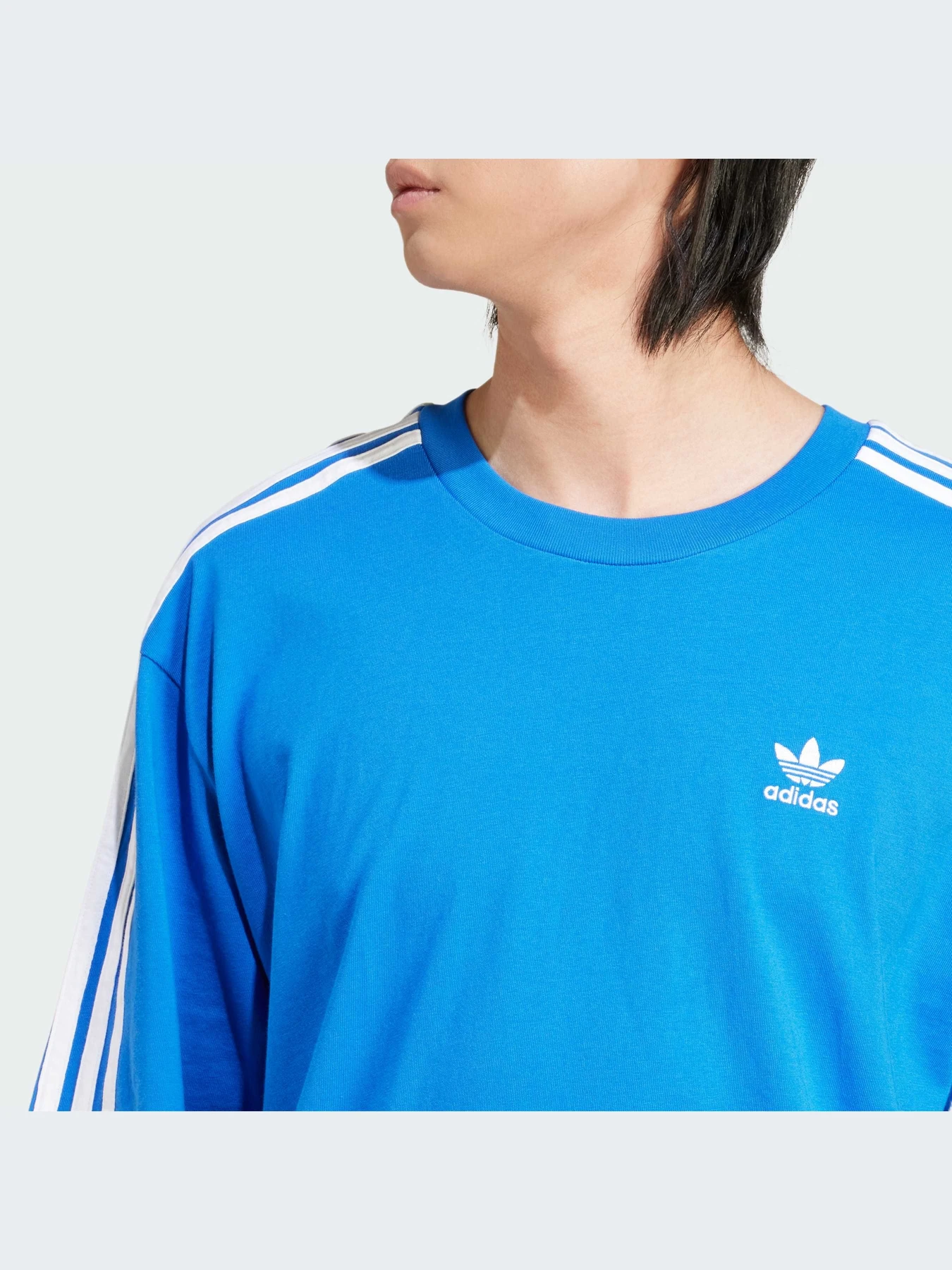 Футболки и поло Adidas Adicolor модель IZ2481-KZ Футболки и поло Adidas Adicolor модель IZ2481-KZ Фото