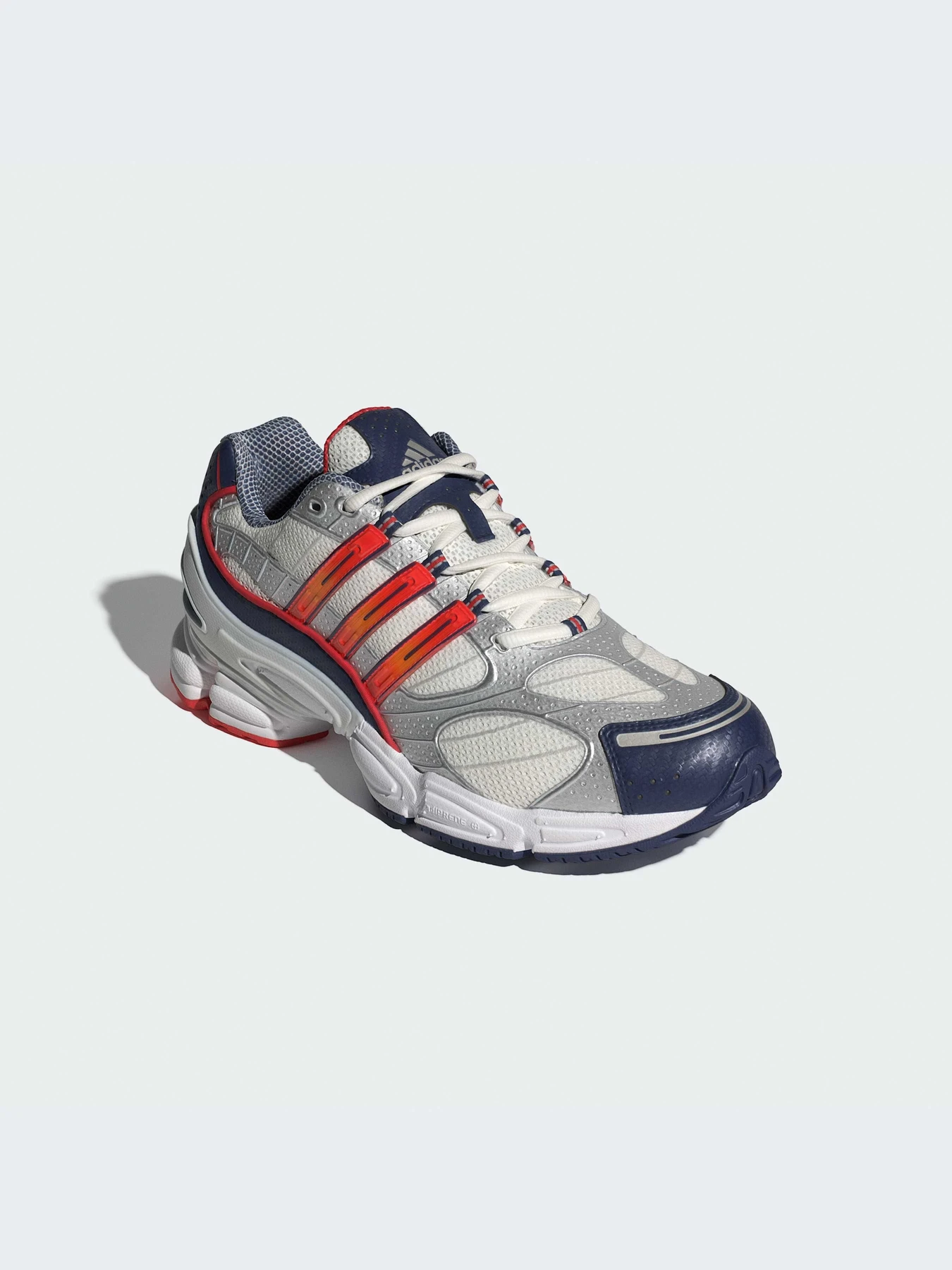 Кроссовки Adidas Ozweego модель IH5240-KZ Кроссовки Adidas Ozweego модель IH5240-KZ Фото