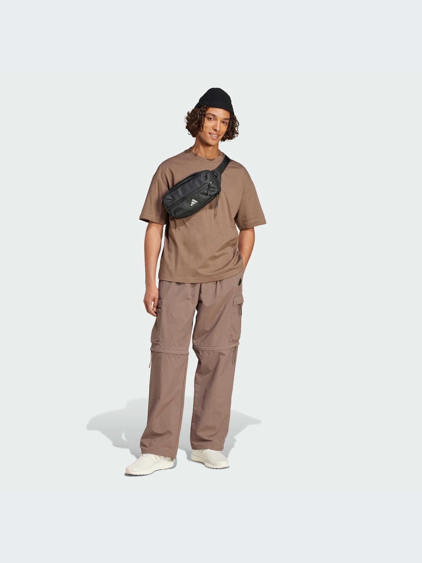 Футболки и поло Adidas модель JE3954-KZ Футболки и поло Adidas модель JE3954-KZ Фото