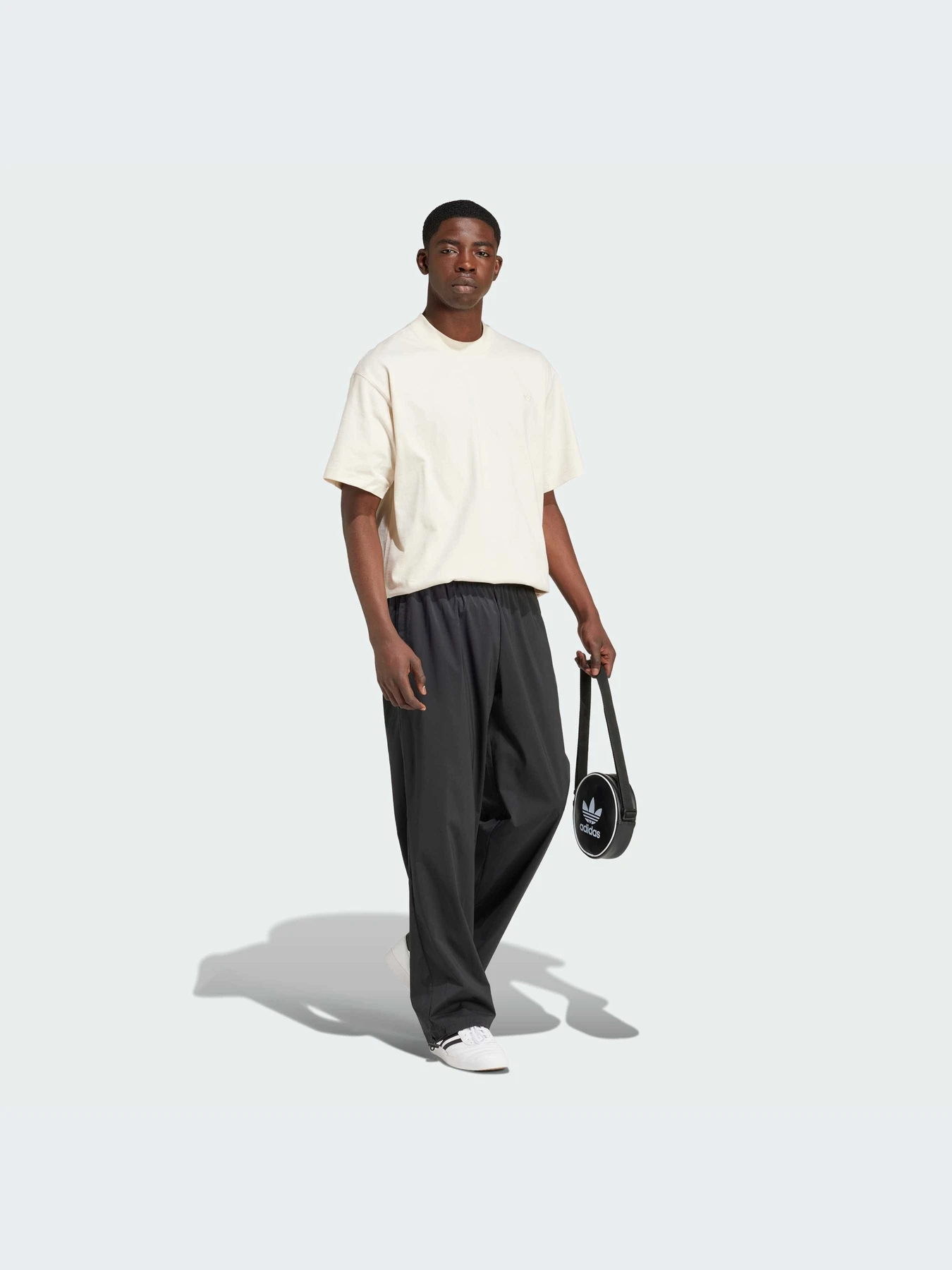 Футболки и поло Adidas модель IY2259-KZ Футболки и поло Adidas модель IY2259-KZ Фото