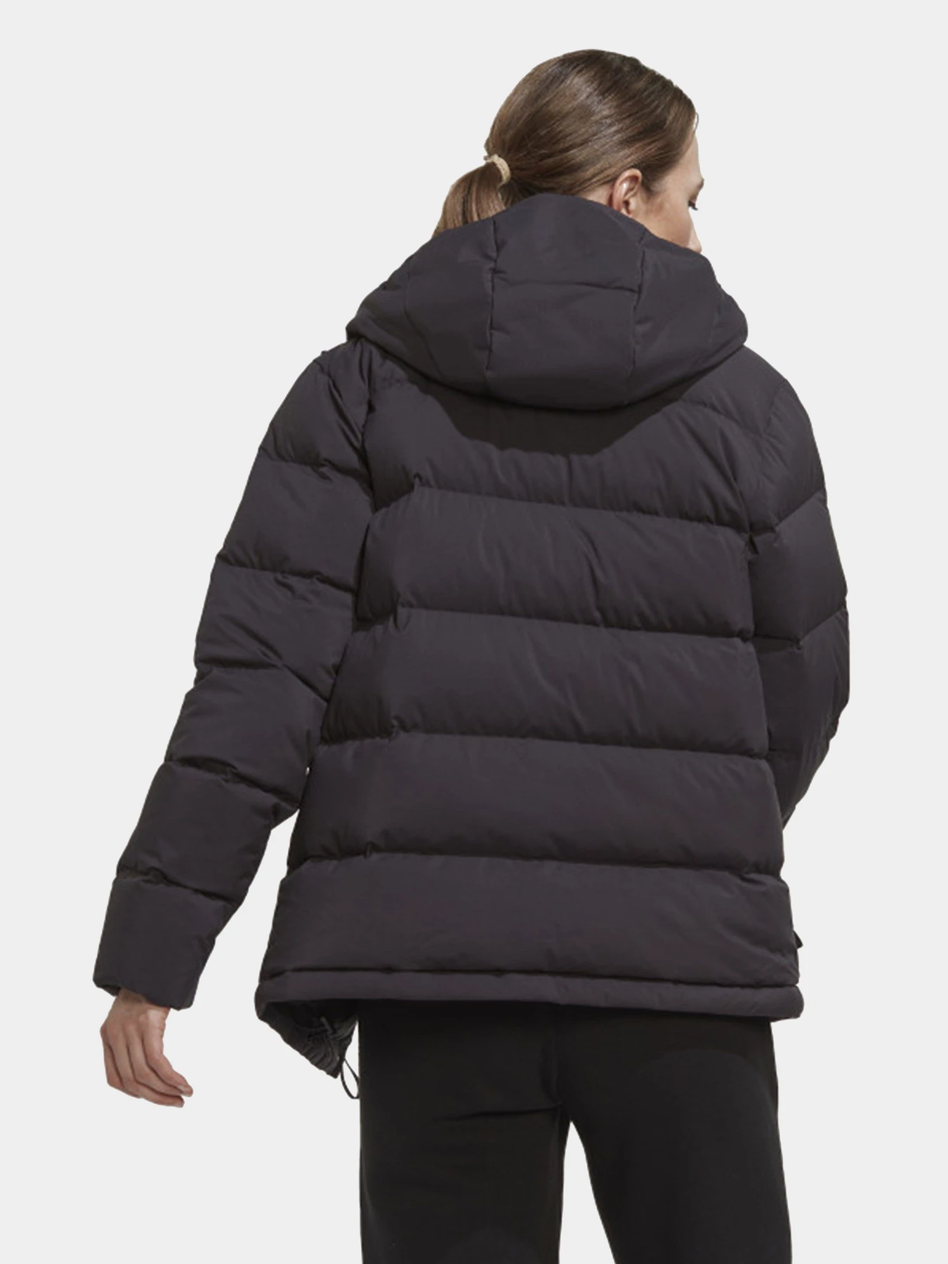 Куртки и дубленки Adidas модель HN5641 Куртки и дубленки Adidas модель HN5641 Фото