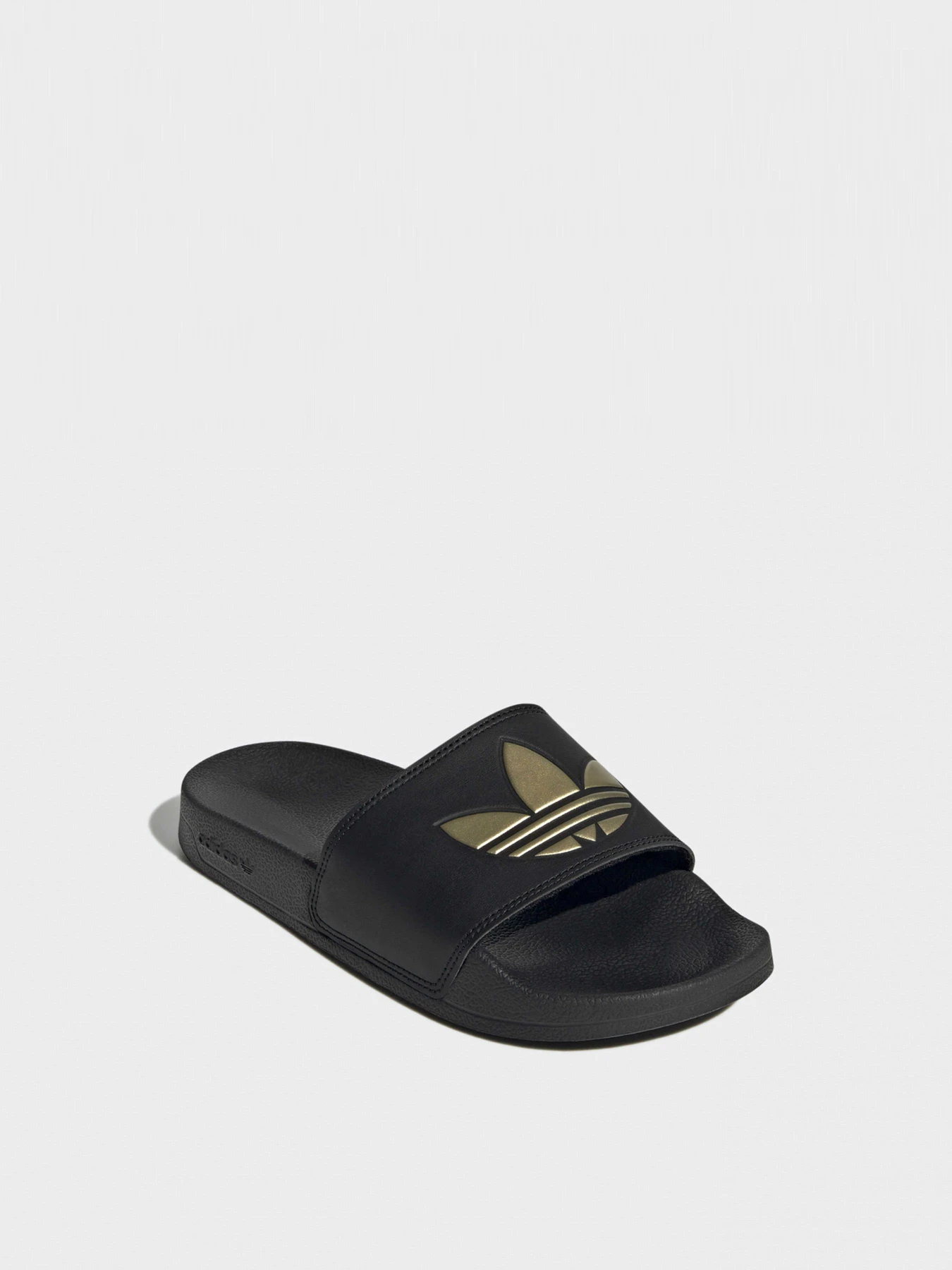Шлёпанцы Adidas модель GZ6196 Шлёпанцы Adidas модель GZ6196 Фото