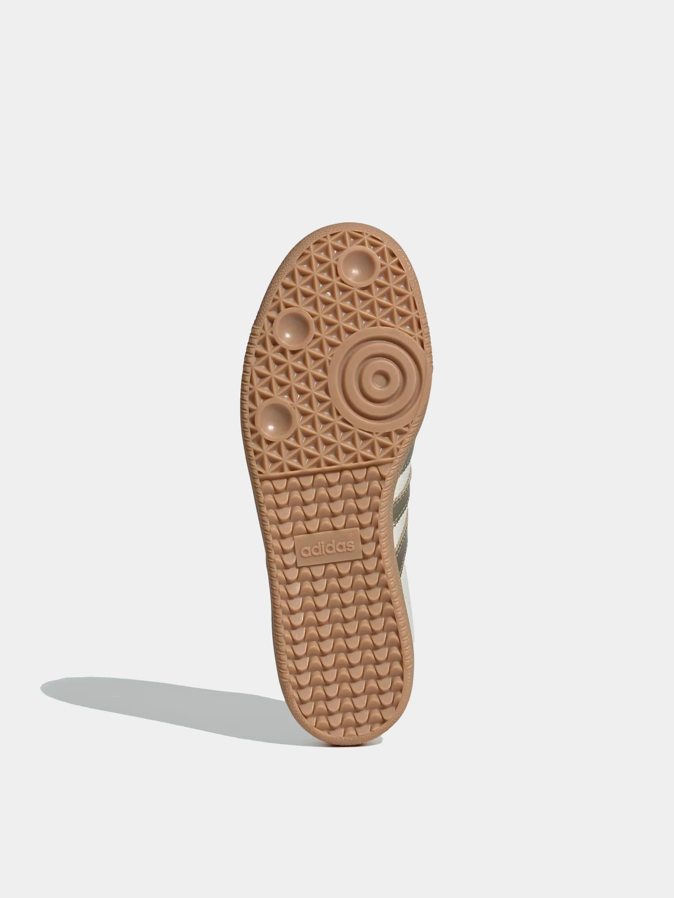Кроссовки Adidas модель IG1964 Кроссовки Adidas модель IG1964 Фото