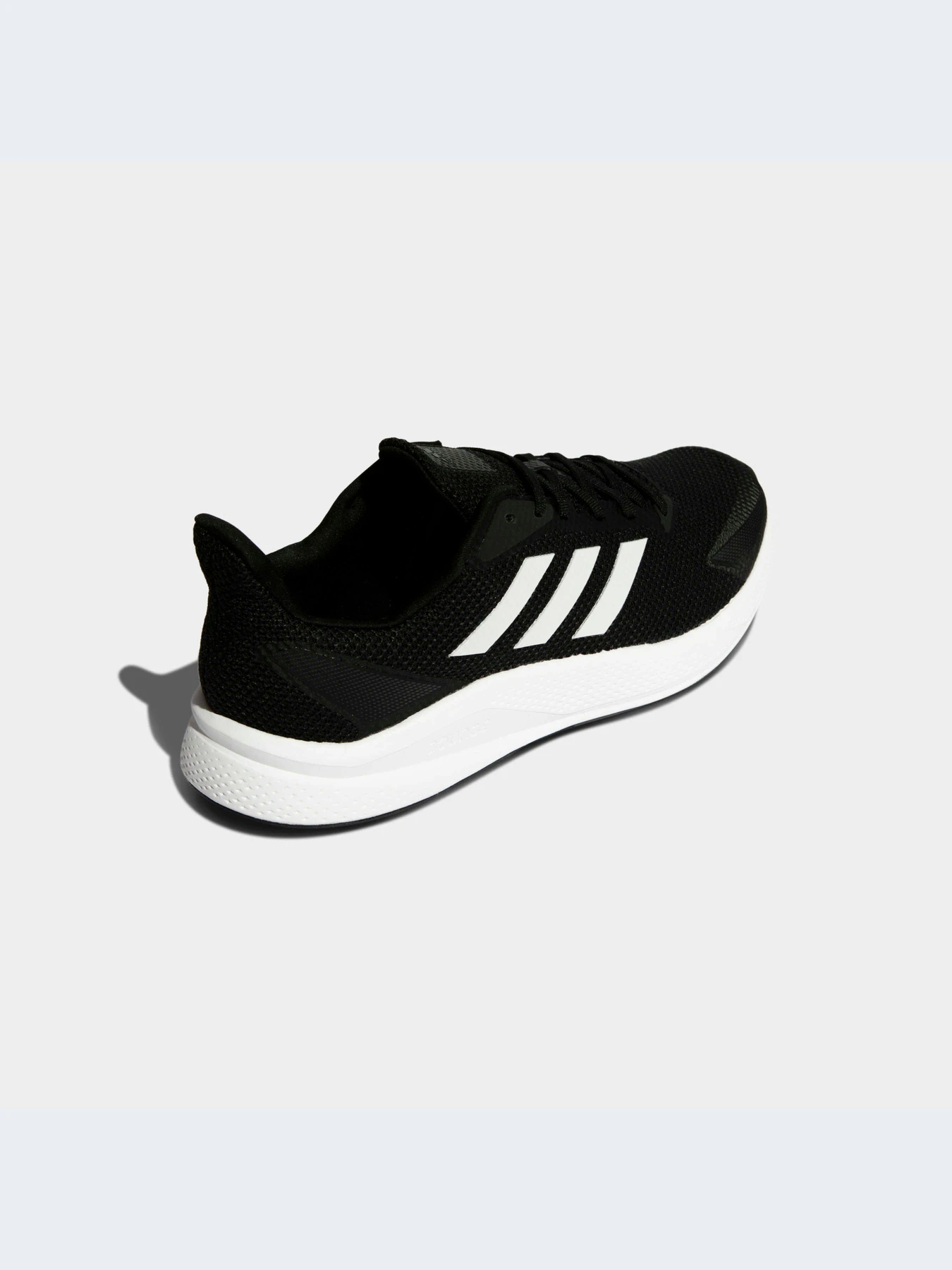 Кроссовки Adidas модель FZ2044-KZ Кроссовки Adidas модель FZ2044-KZ Фото