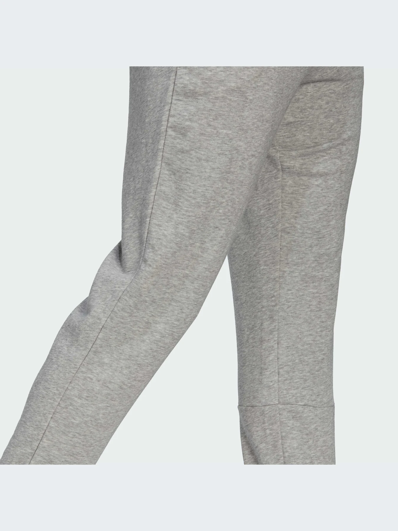 Брюки Adidas Adidas Essentials модель GK8978-KZ Брюки Adidas Adidas Essentials модель GK8978-KZ Фото