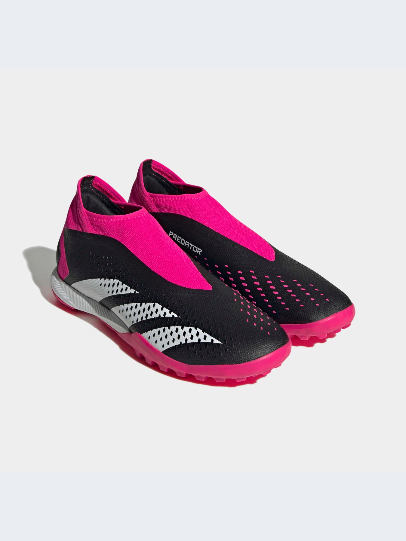 Кроссовки Adidas Predator модель GW4642-KZ Кроссовки Adidas Predator модель GW4642-KZ Фото