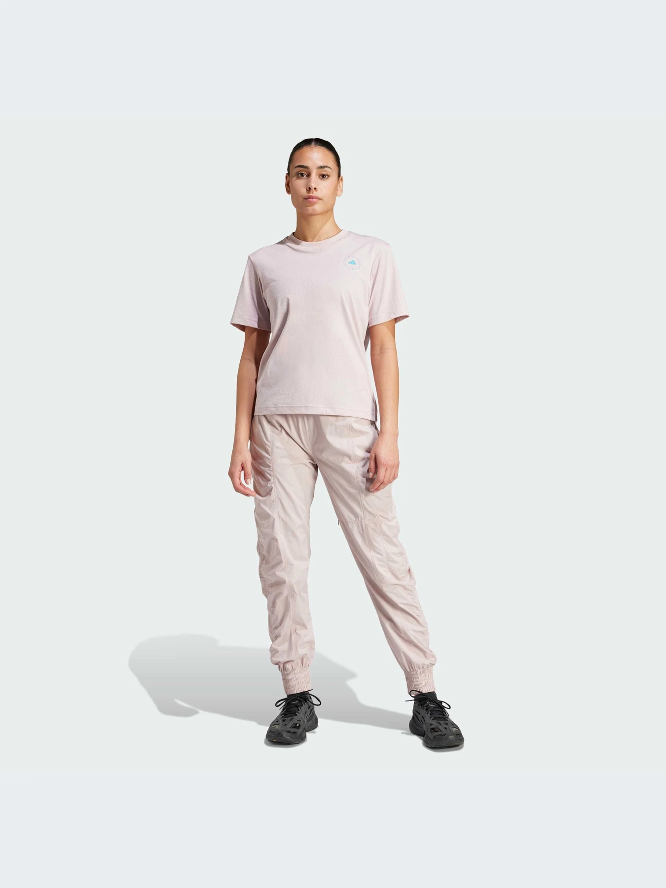 Футболки и поло Adidas модель IT8298-KZ Футболки и поло Adidas модель IT8298-KZ Фото