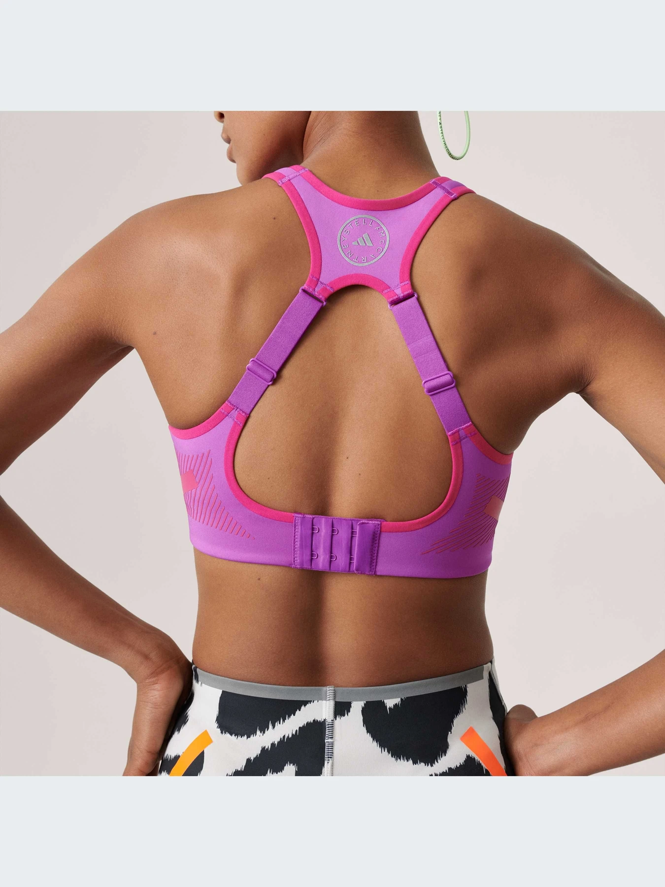 Футболки и поло Adidas модель IT9382-KZ Футболки и поло Adidas модель IT9382-KZ Фото