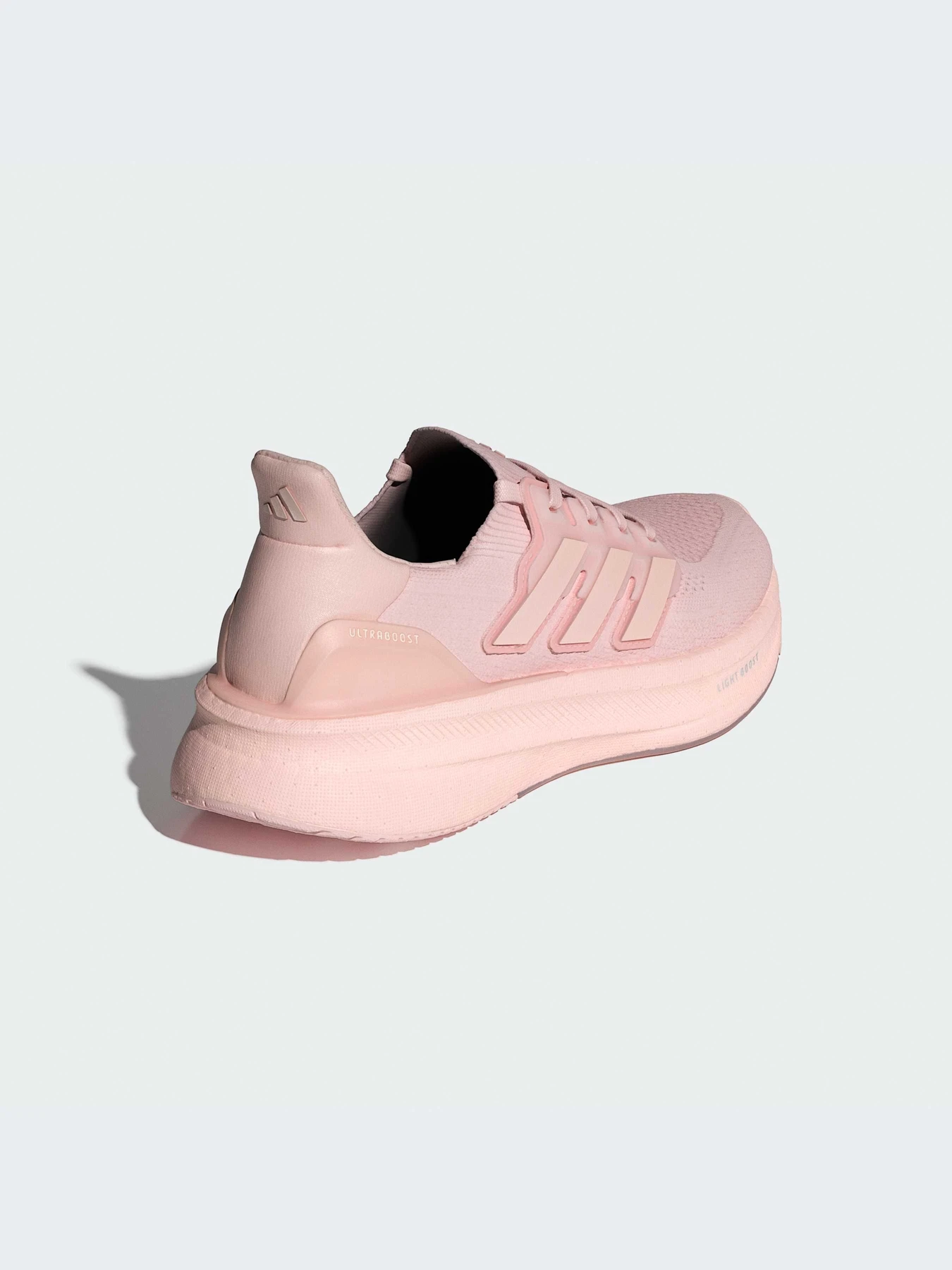 Кроссовки Adidas Ultraboost модель ID8845-KZ Кроссовки Adidas Ultraboost модель ID8845-KZ Фото