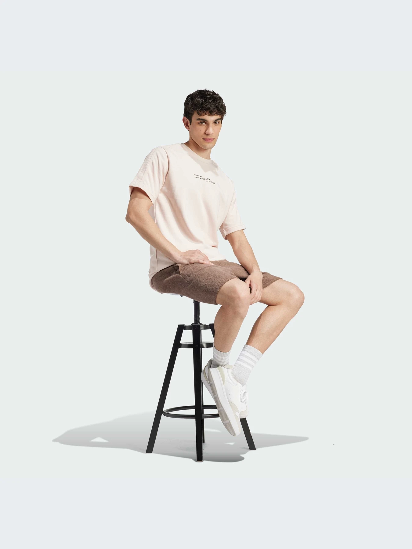 Шорты Adidas модель IY6580-KZ Шорты Adidas модель IY6580-KZ Фото